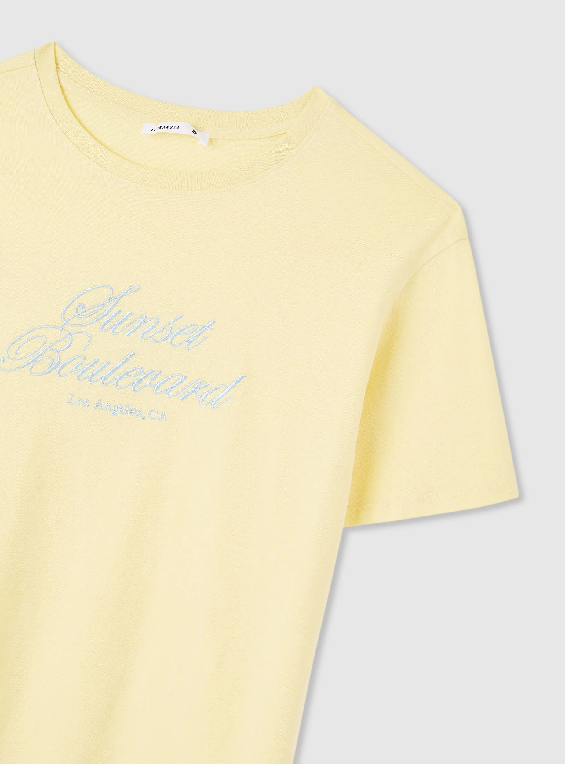 T-shirt ampia con scritta ricamata - Image 6