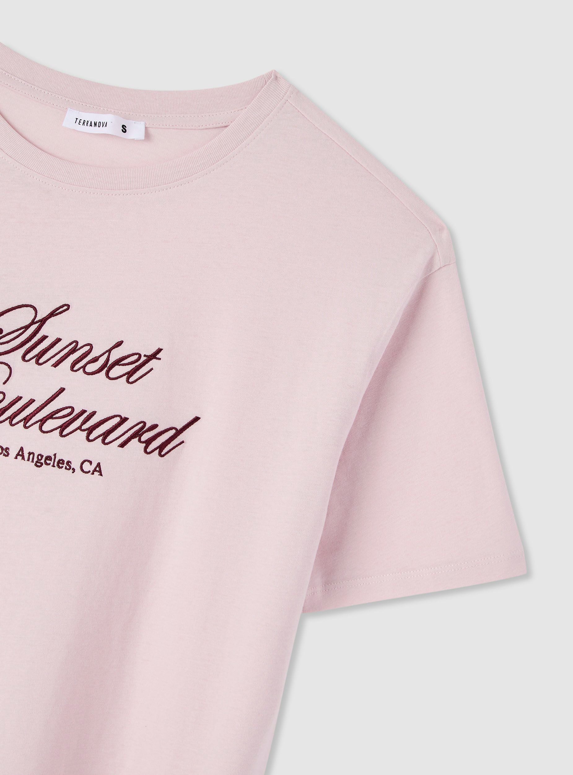 T-shirt ampia con scritta ricamata - Image 7