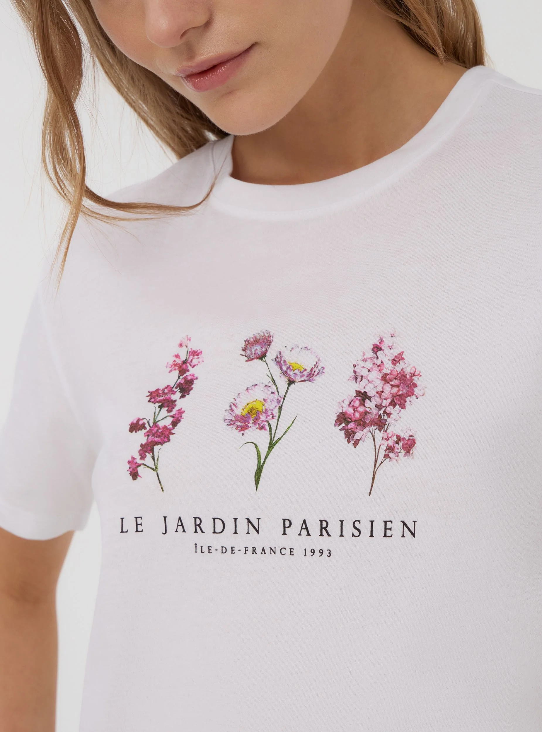 T-shirt ampia con stampa floreale - Image 3