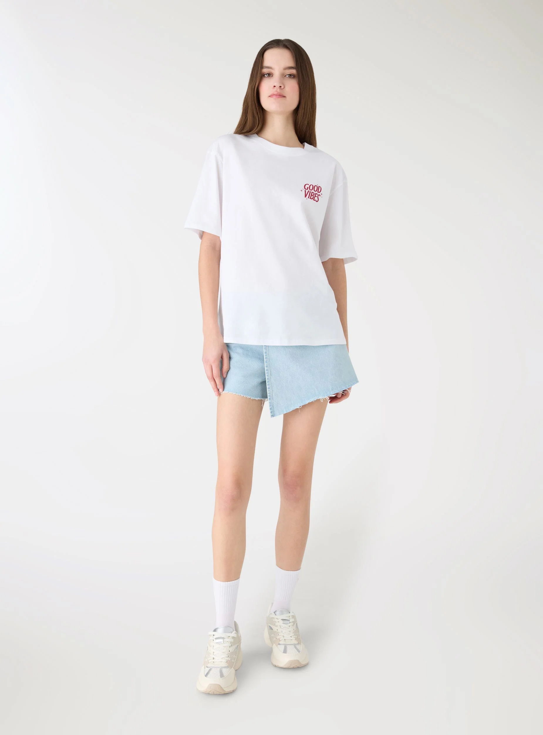 T-shirt ampia con stampa fronte/retro - Image 4