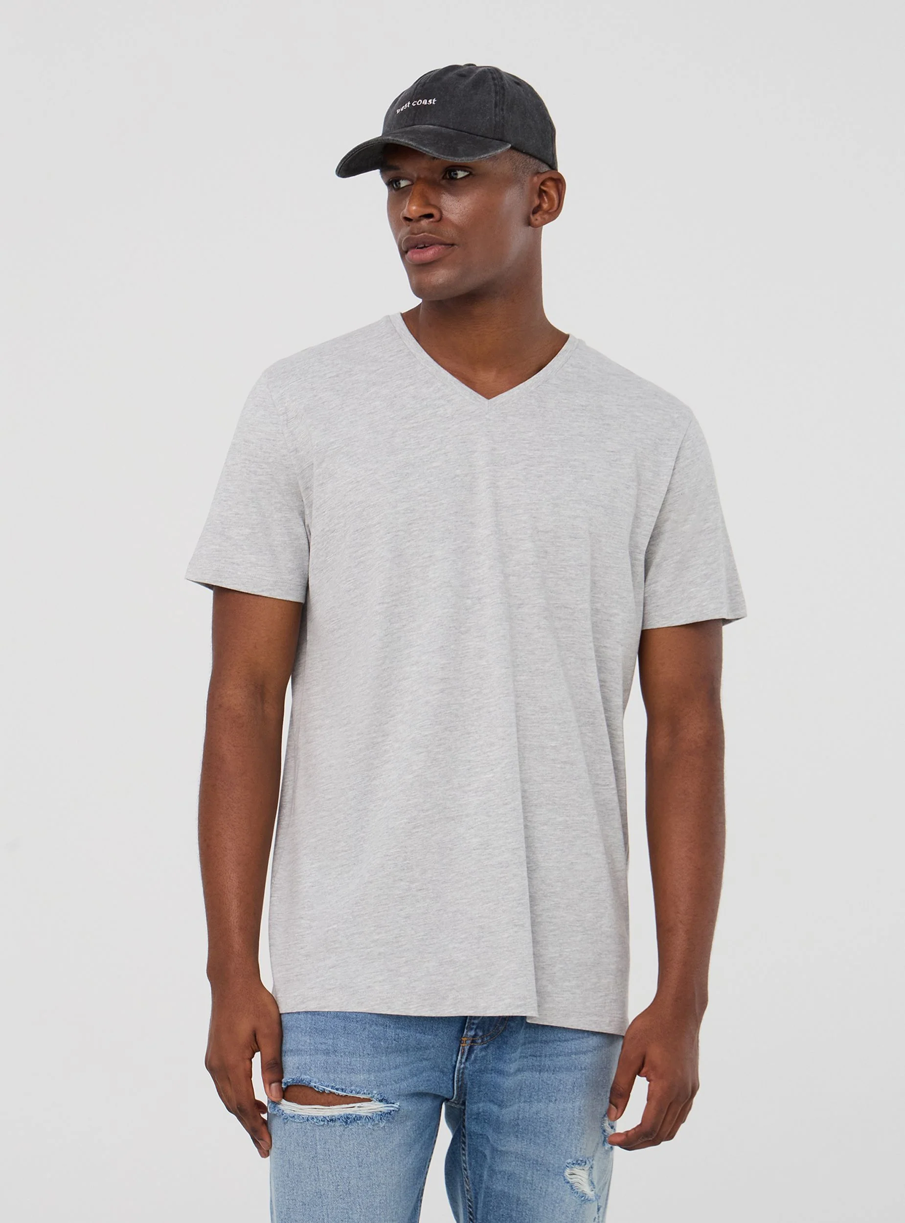T-shirt basic con scollo a v - Image 7