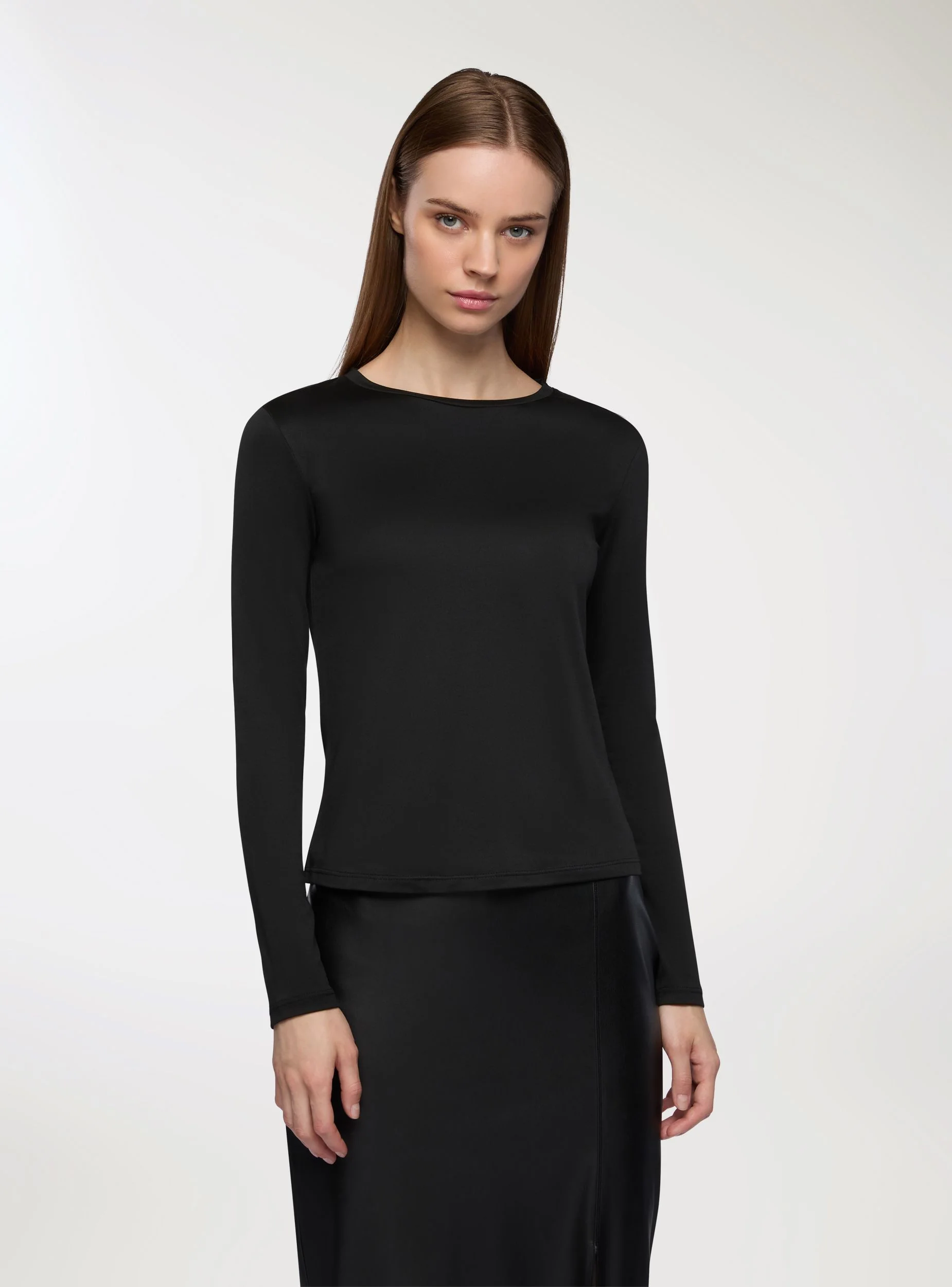 T-shirt basic tessuto caldo - Image 2