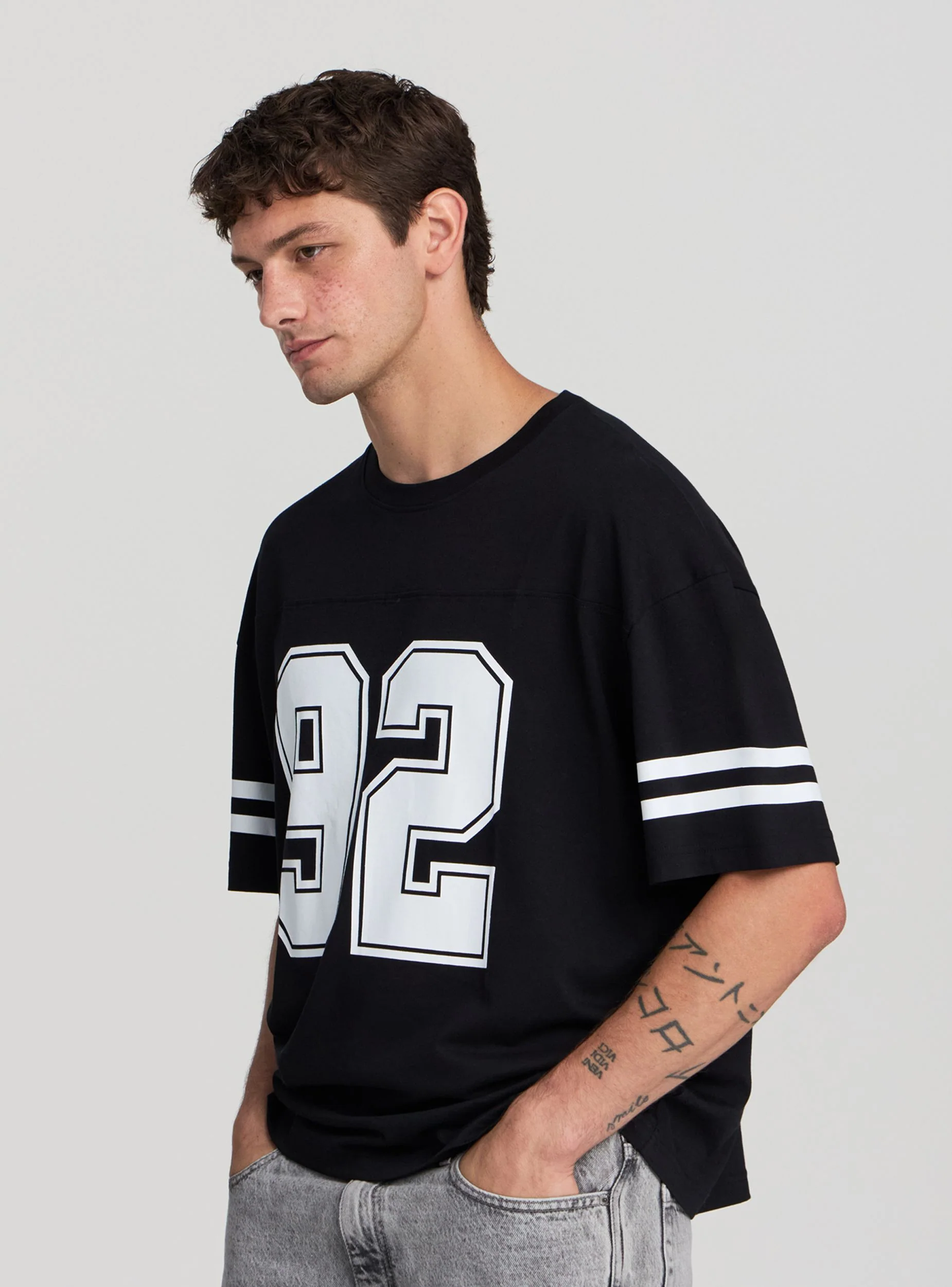 T-shirt boxy fit con numero - Image 2