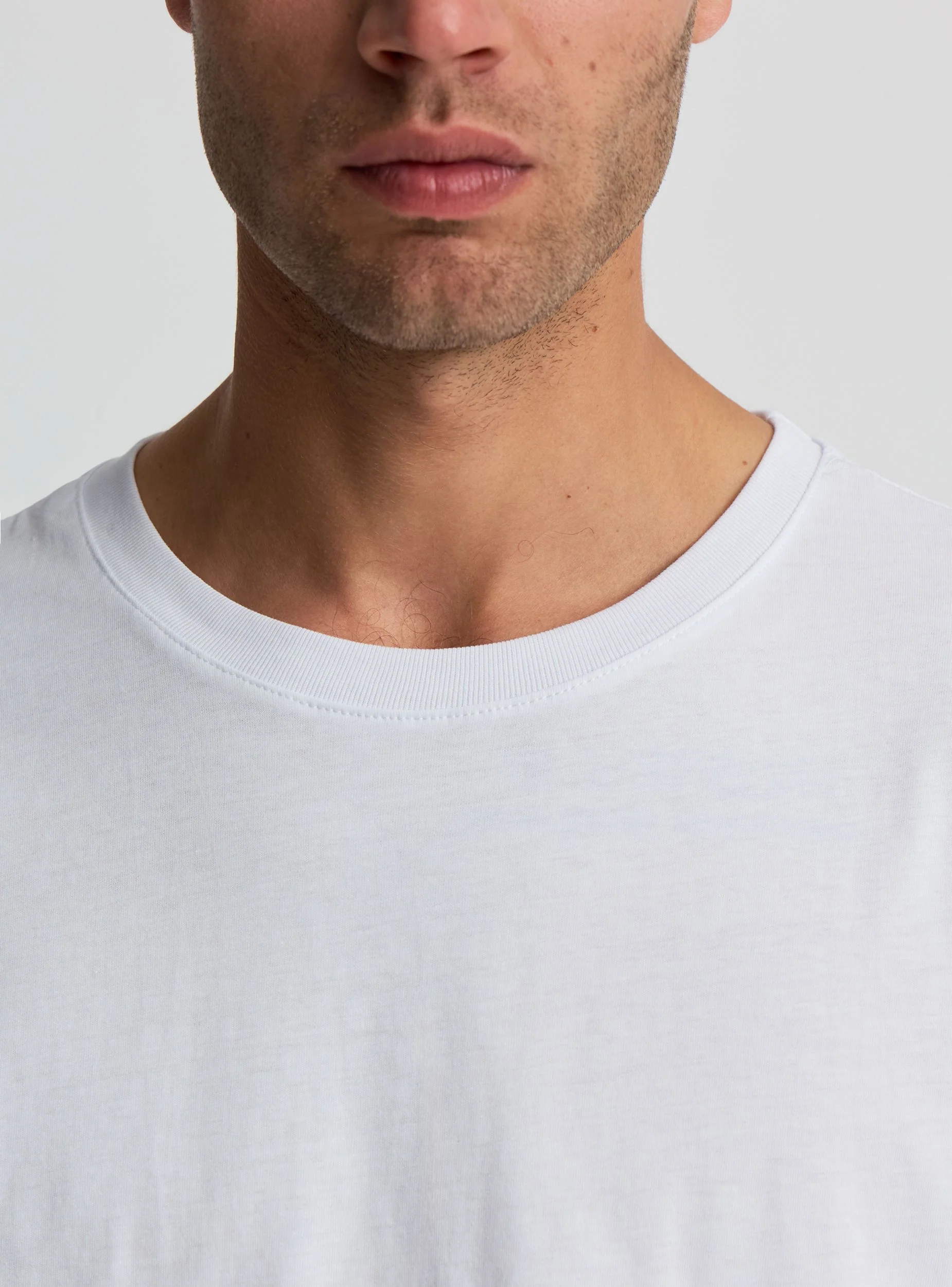 T-shirt comfort a tinta unita - Image 3