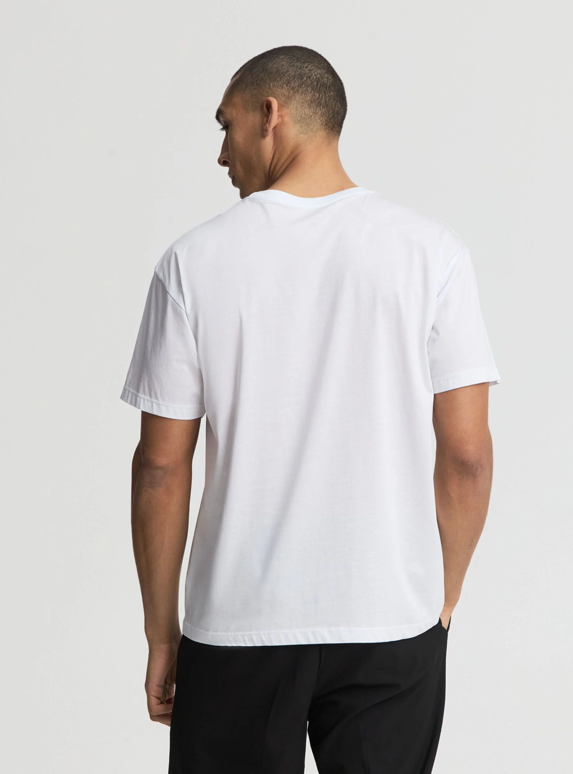 T-shirt comfort a tinta unita - Image 3