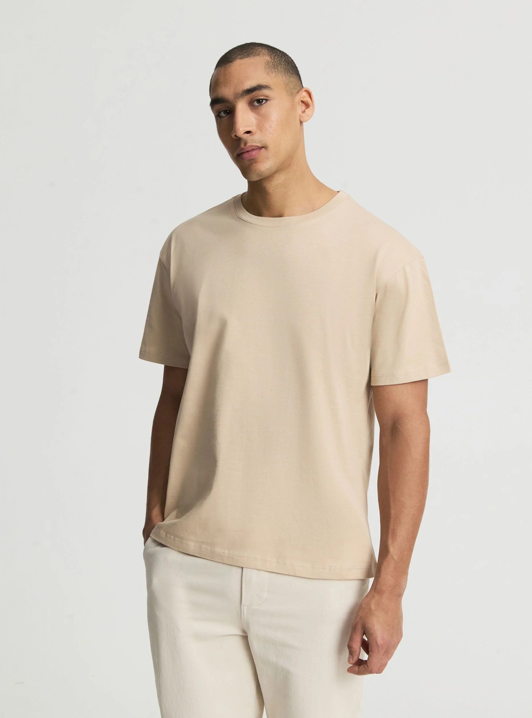T-shirt comfort a tinta unita - Image 2
