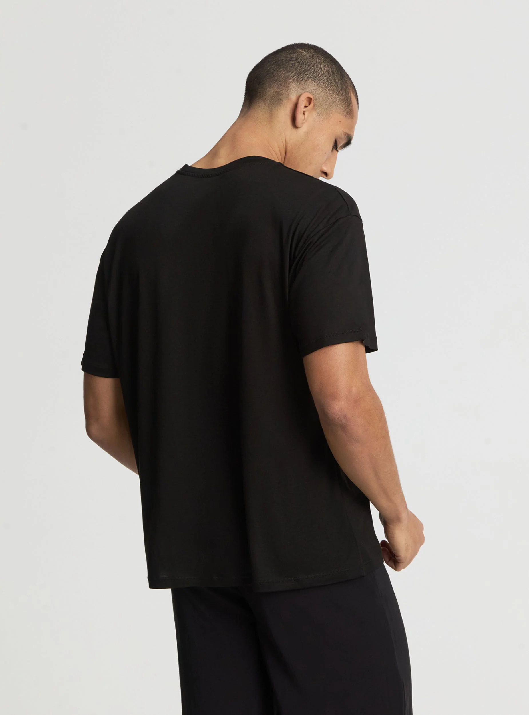 T-shirt comfort a tinta unita - Image 3
