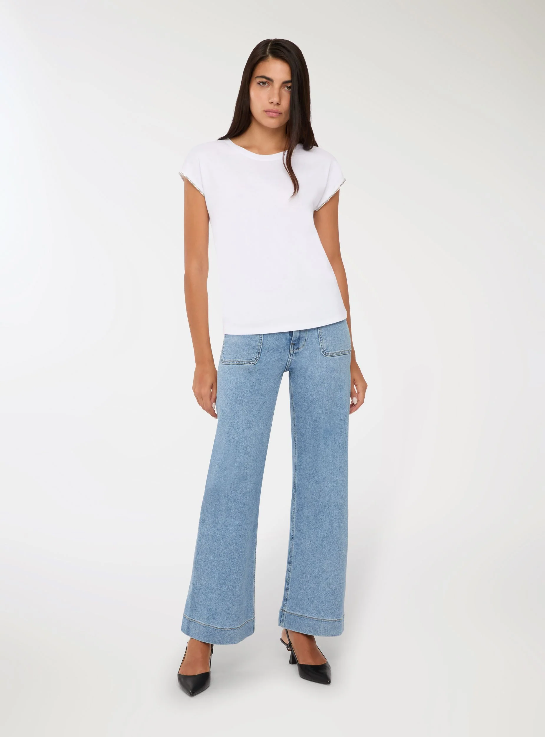 T-shirt con applicazioni