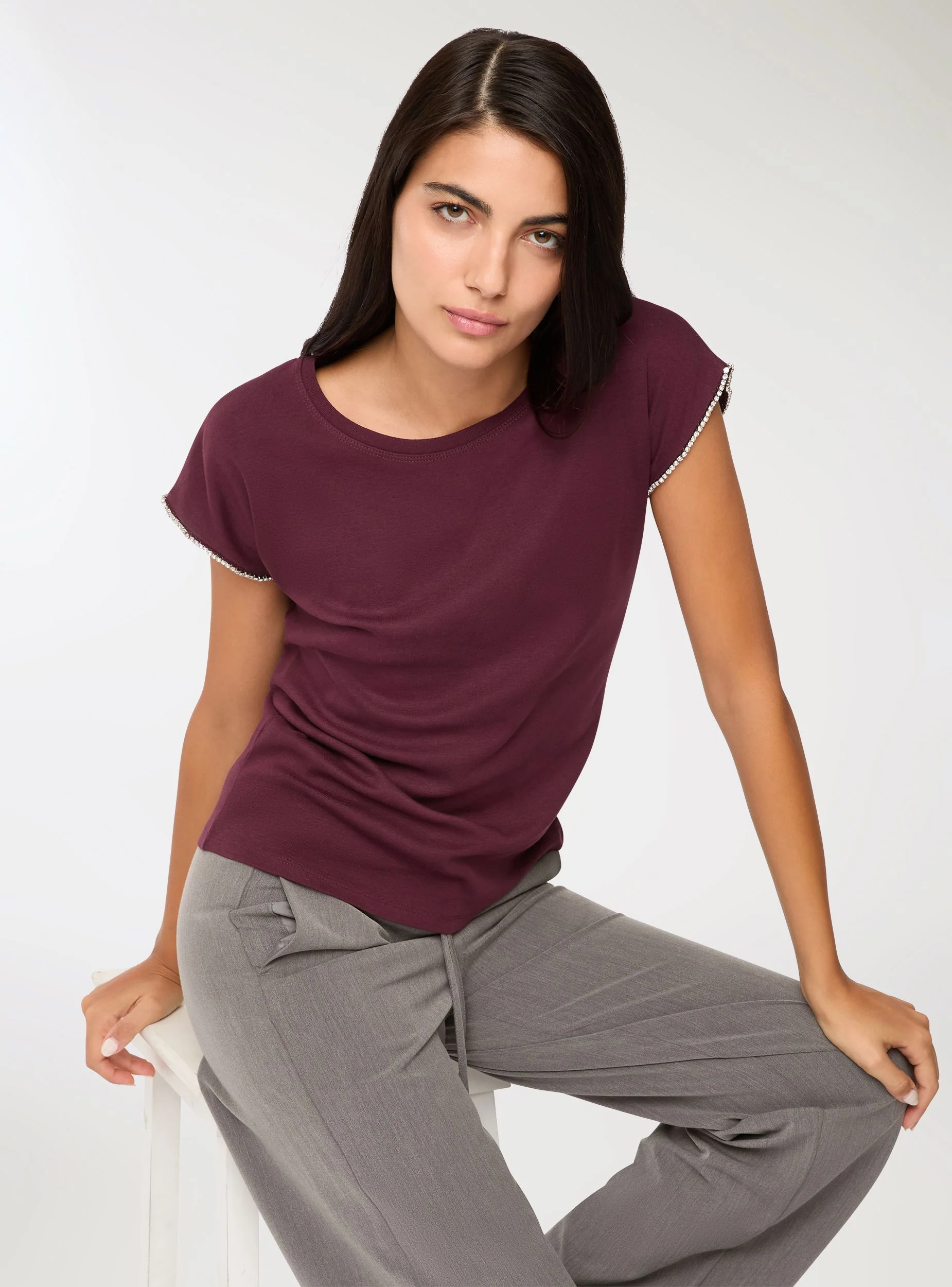 T-shirt con applicazioni