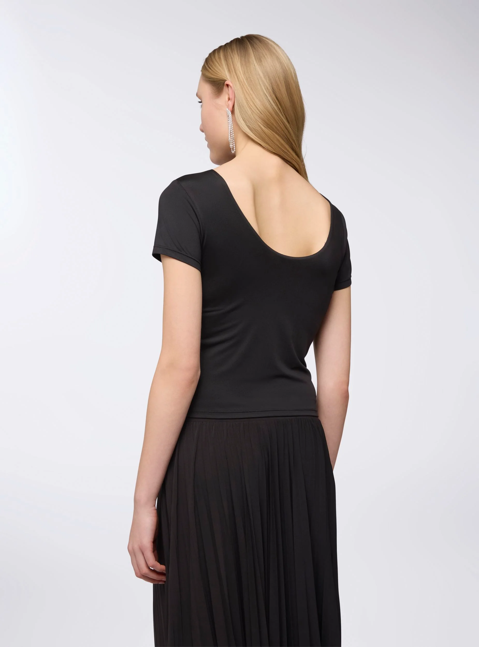 T-shirt con coppe interne - Image 3