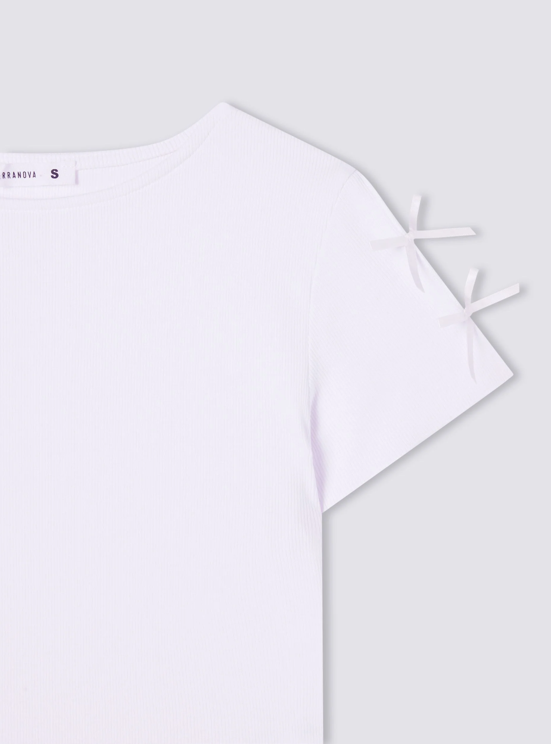 T-shirt con fiocchi sulle maniche - Image 6