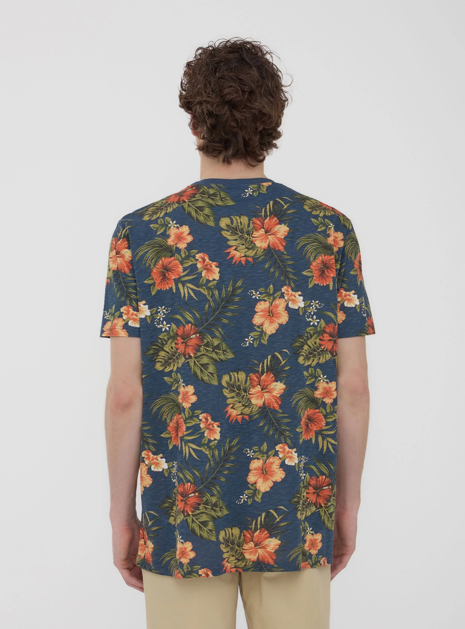 T-shirt con fiori colorati - Image 3