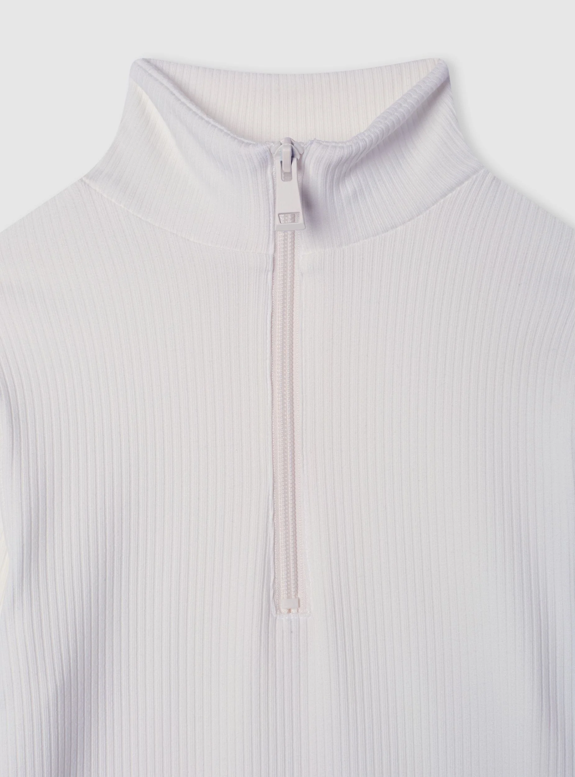 T-shirt con half zip - Image 5