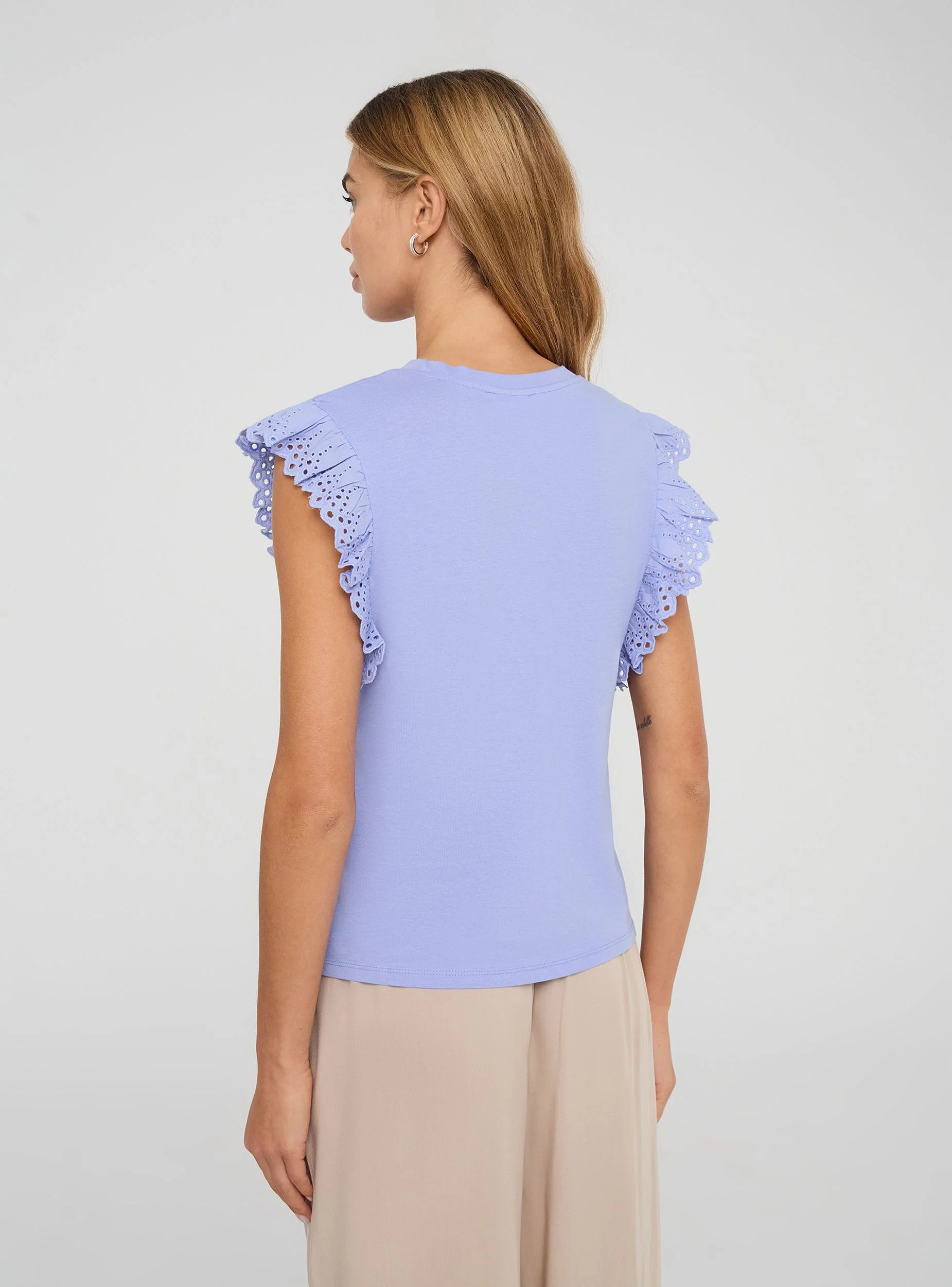T-shirt con maniche ad aletta - Image 2