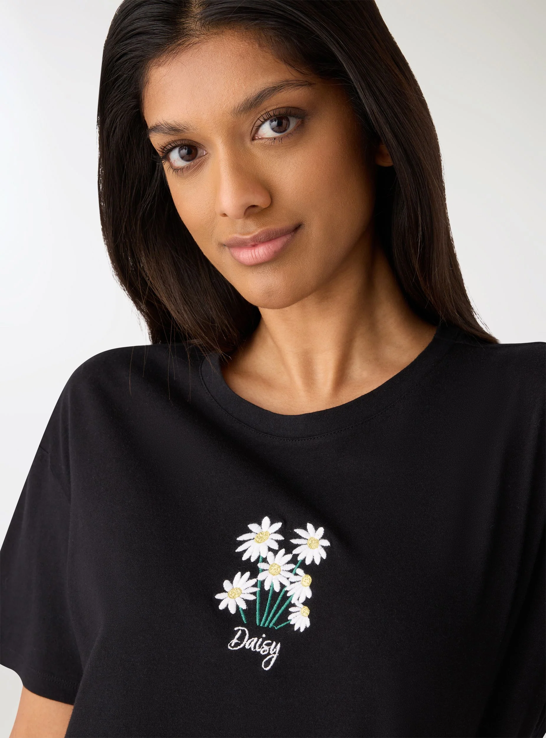 T-shirt con ricamo floreale - Image 2