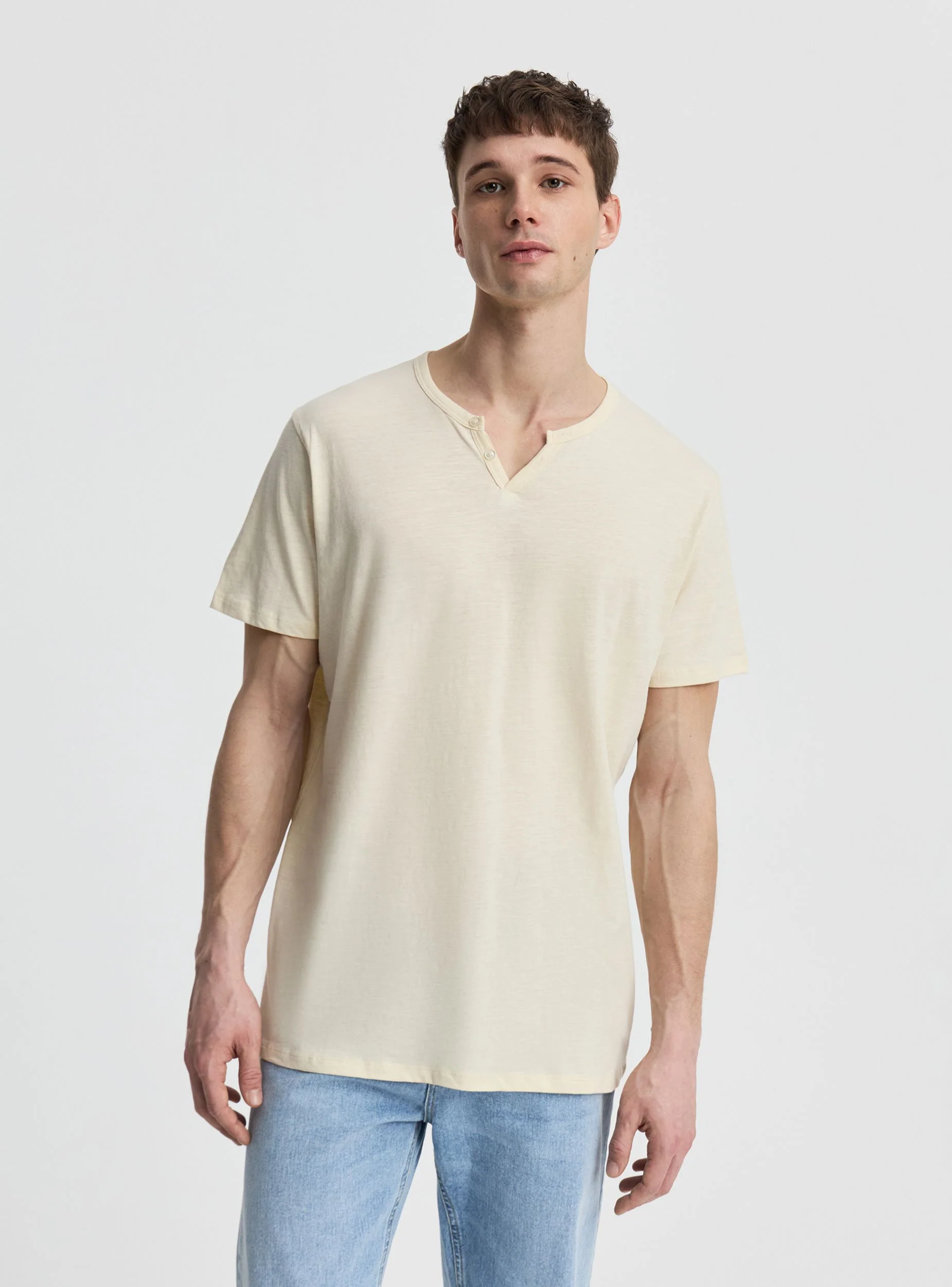 T-shirt con scollo serafino - Image 3