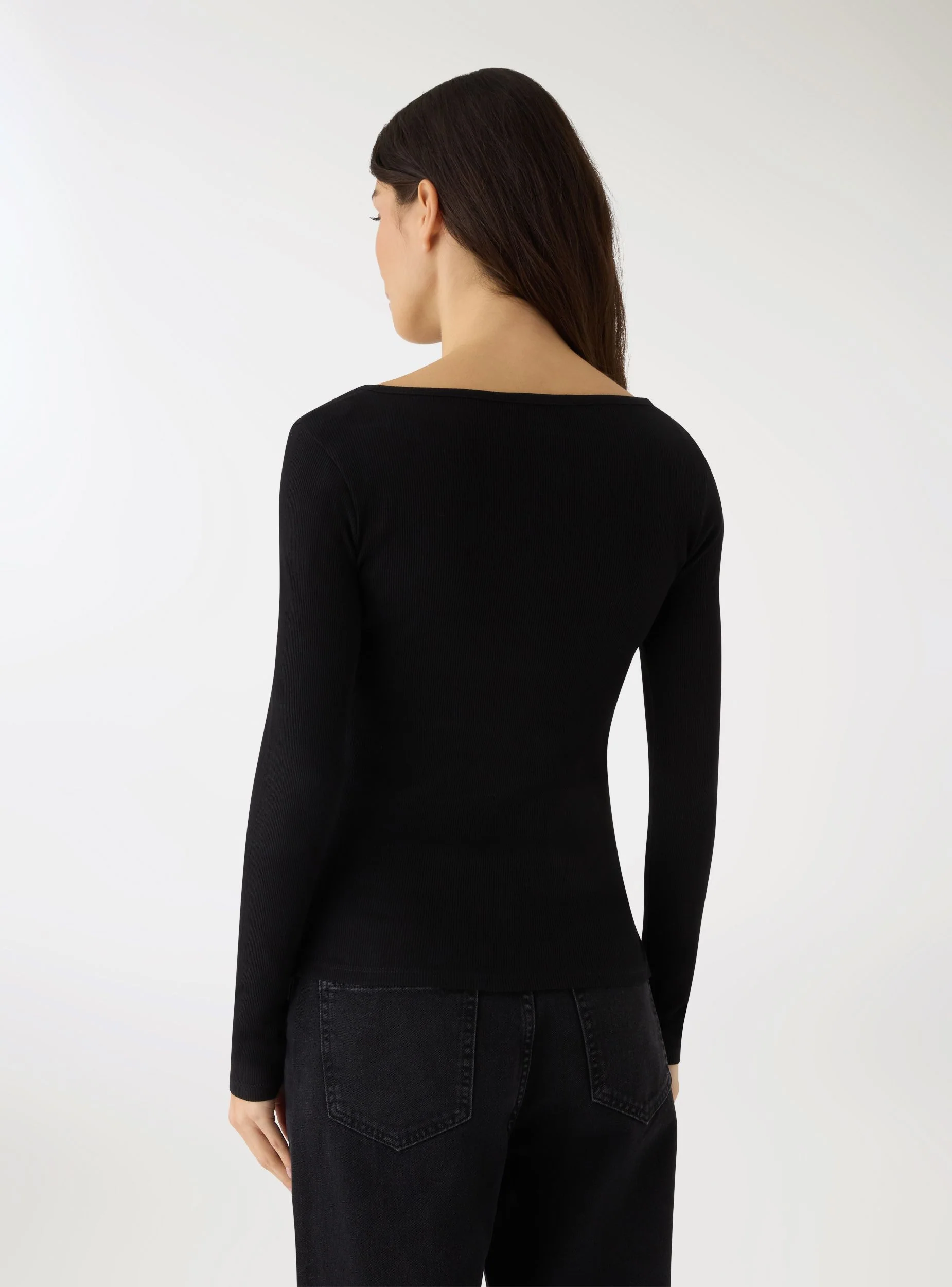 T-shirt con scollo serafino - Image 3