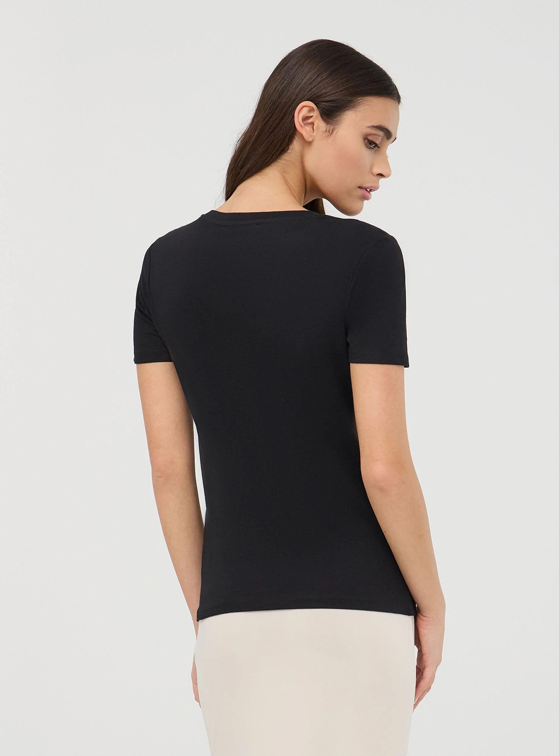 T-shirt con scritta e applicazioni - Image 2