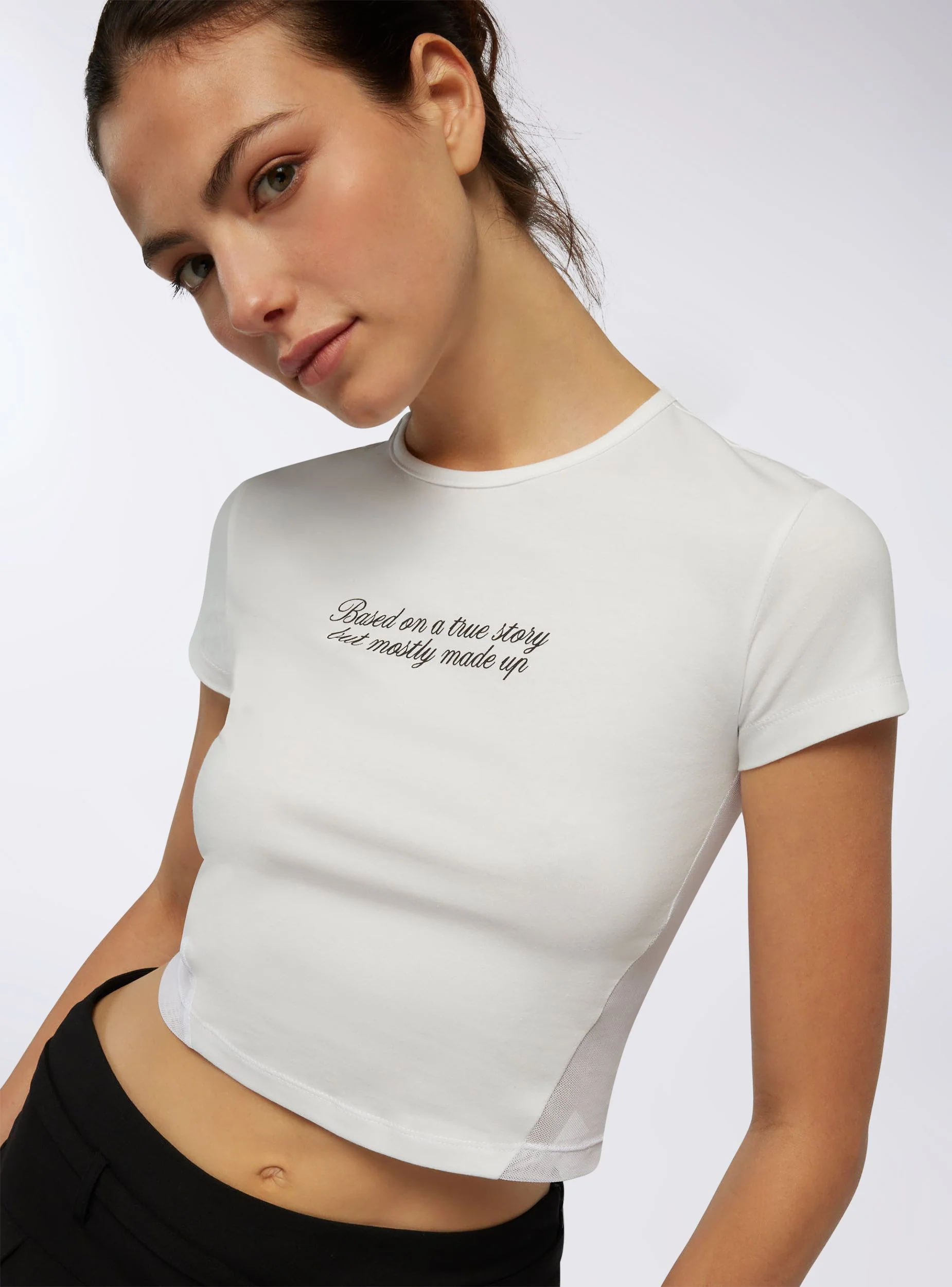 T-shirt con scritta e inserti in tulle - Image 3