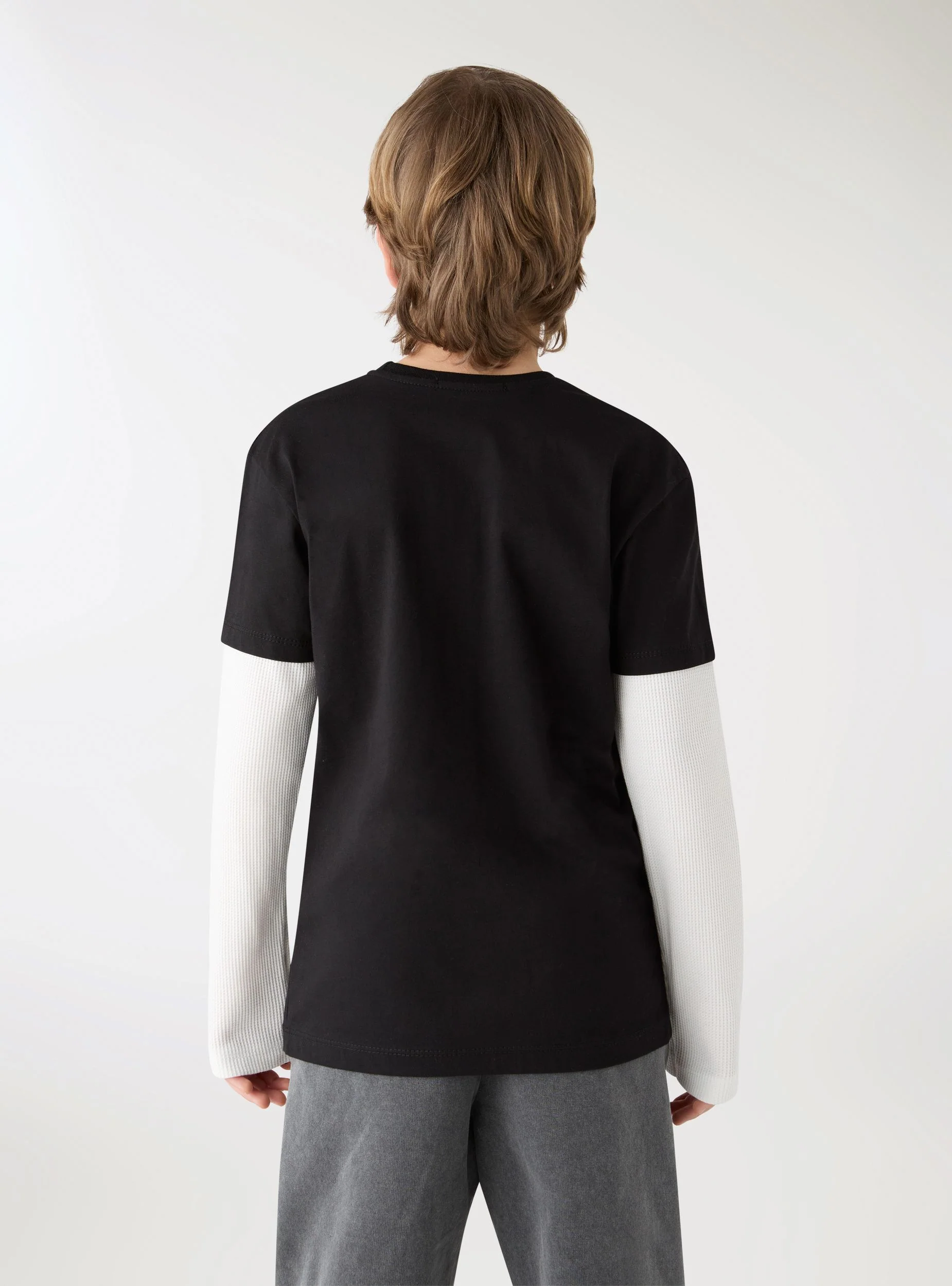 T-shirt con scritta e manica doppia - Image 3
