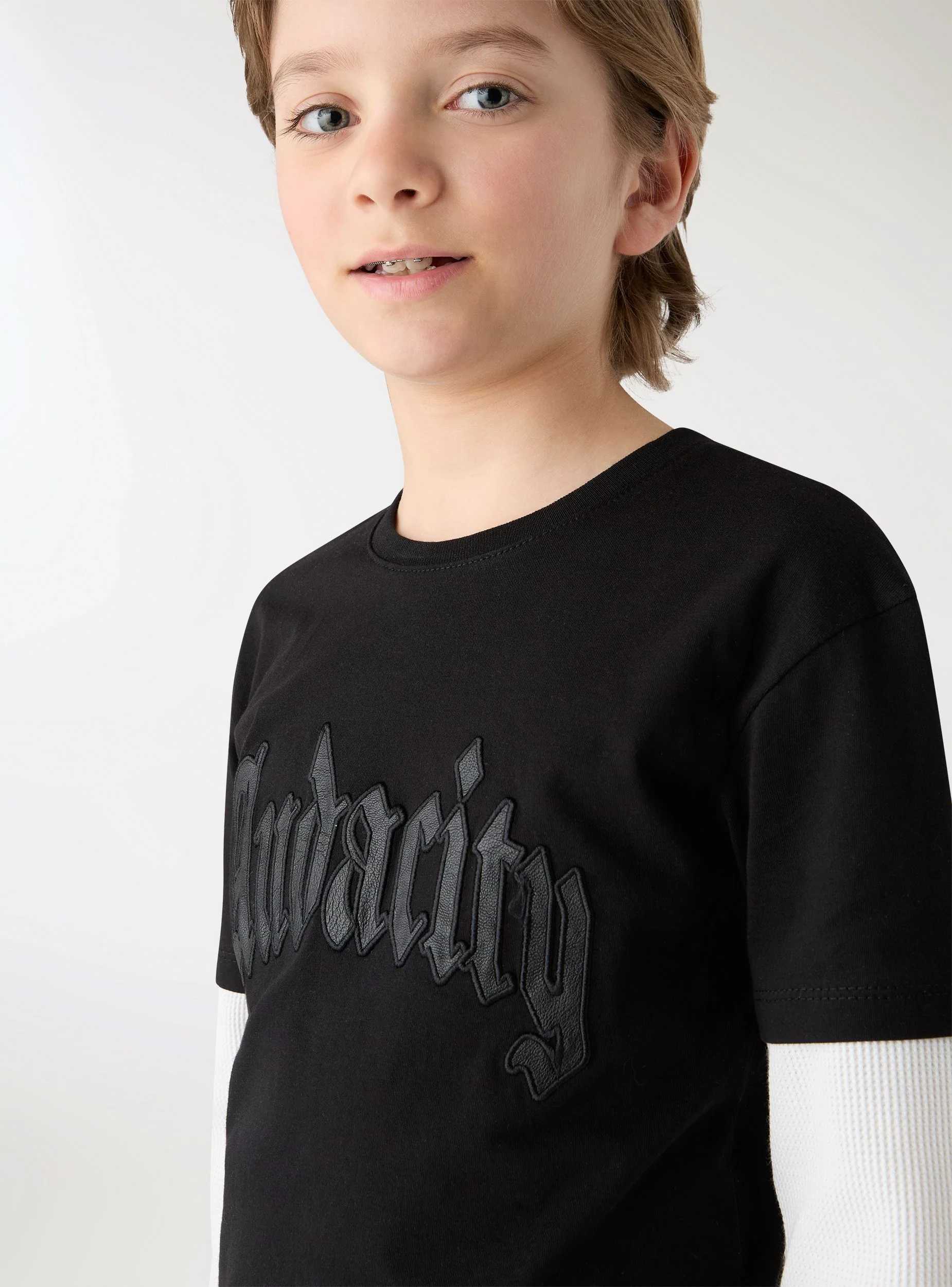 T-shirt con scritta e manica doppia - Image 7