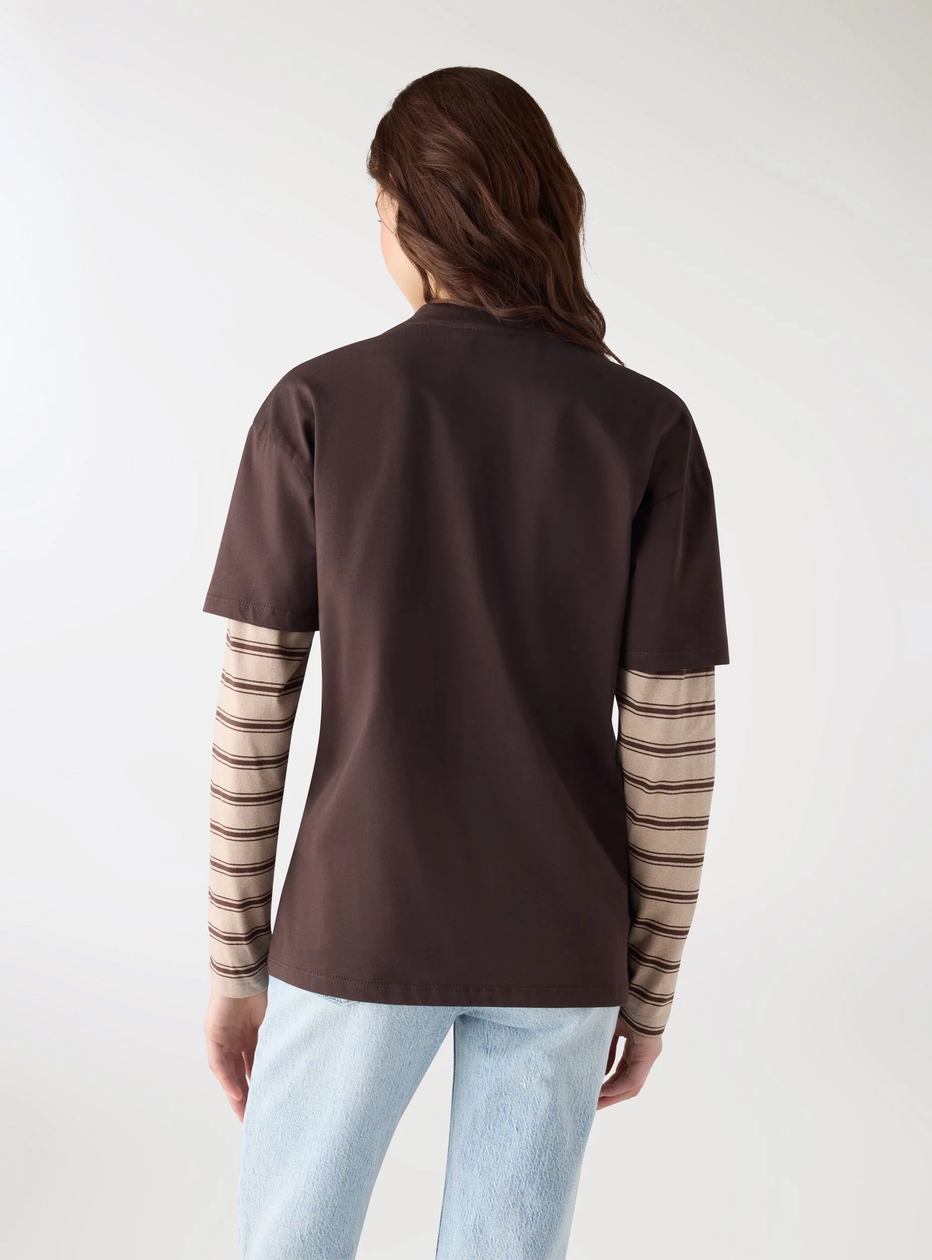 T-shirt con scritta e maniche a righe - Image 3