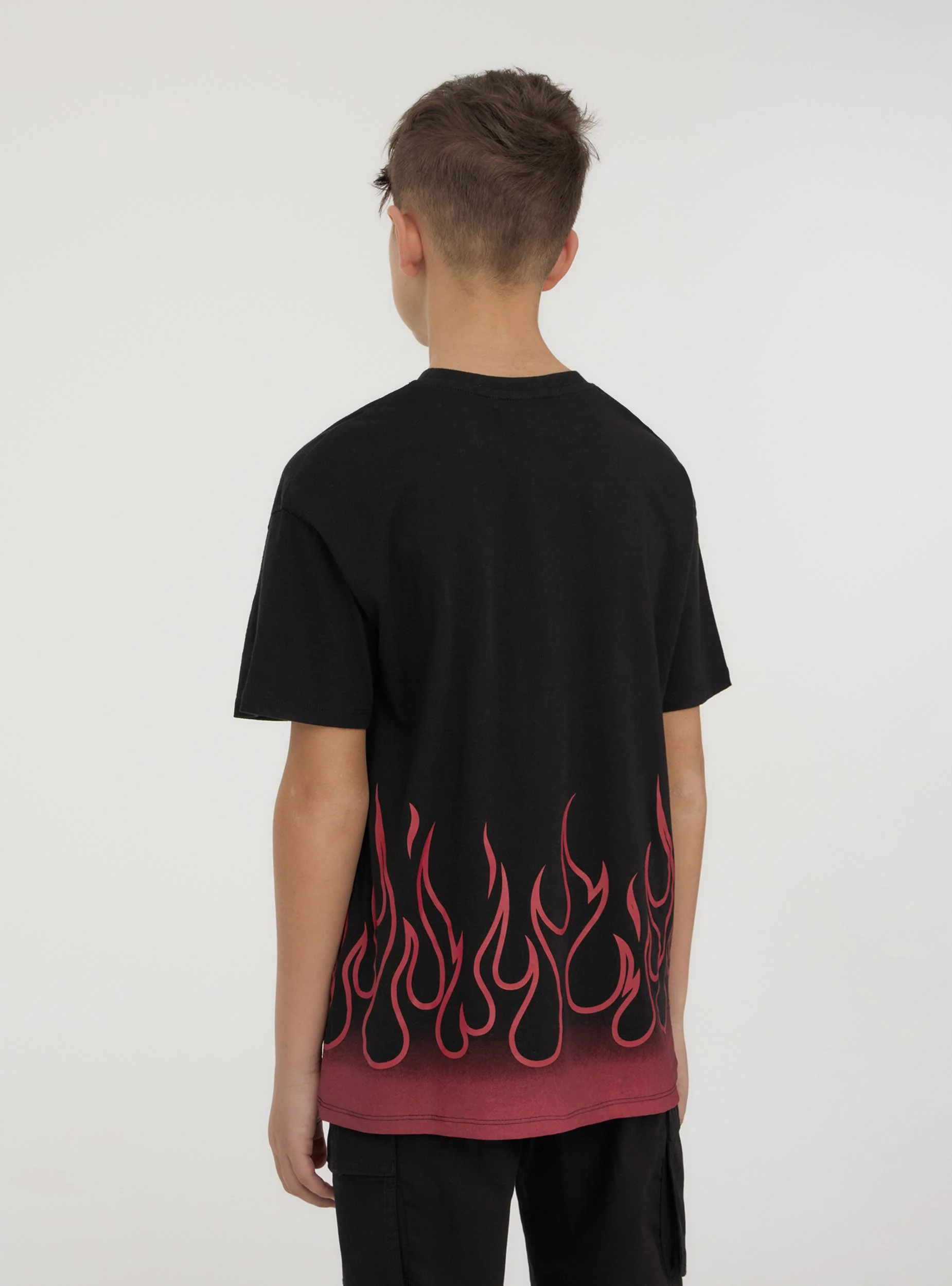 T-shirt con scritta e stampa fiamme