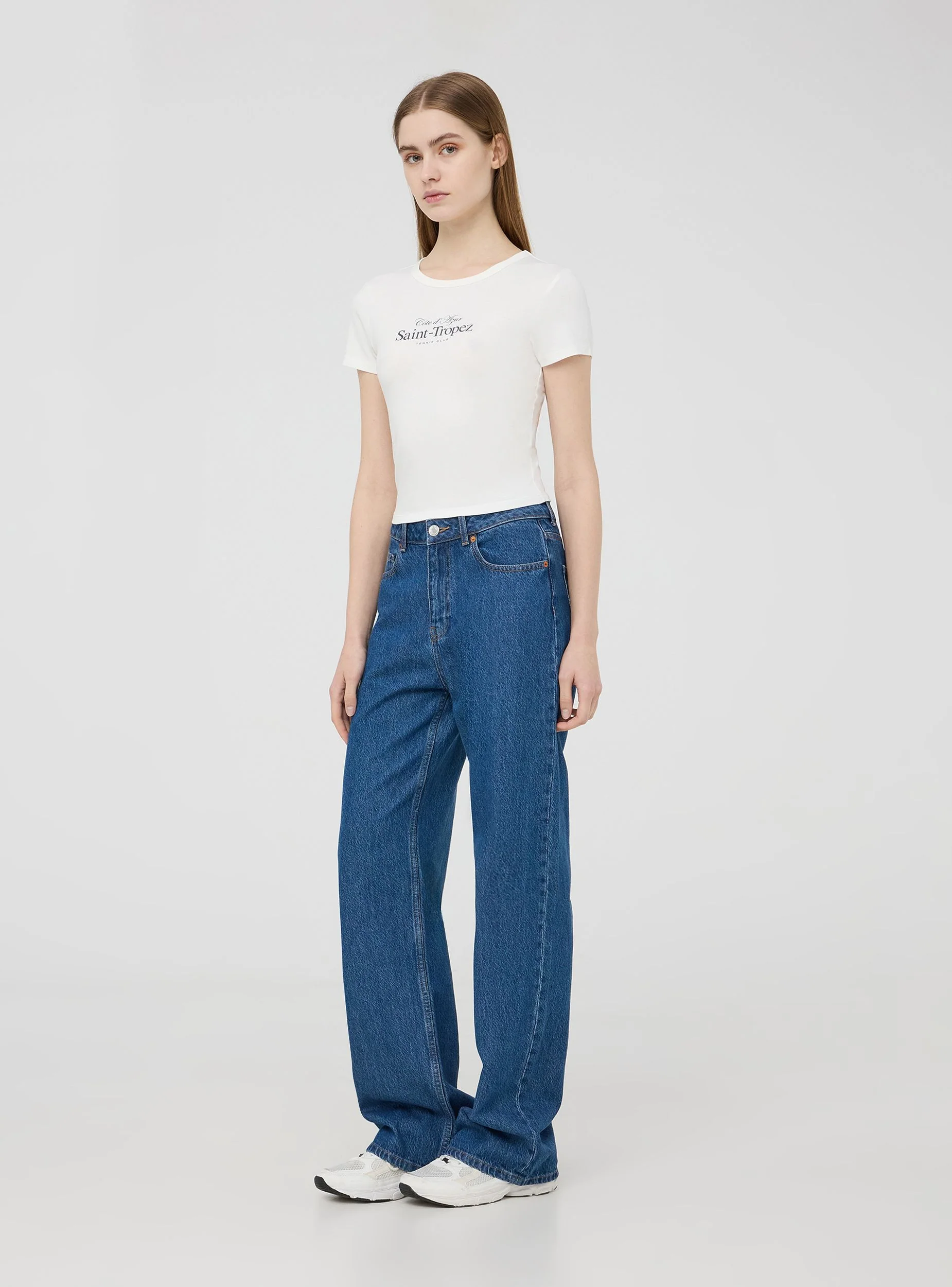 T-shirt con scritta frontale - Image 3