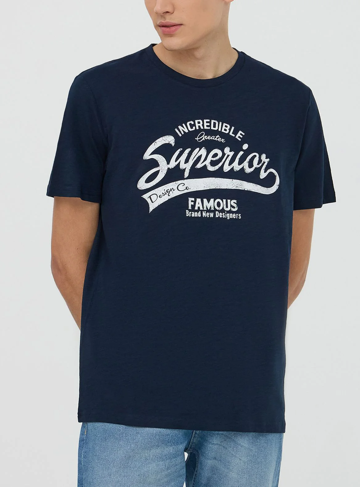 T-shirt con scritta frontale - Image 7