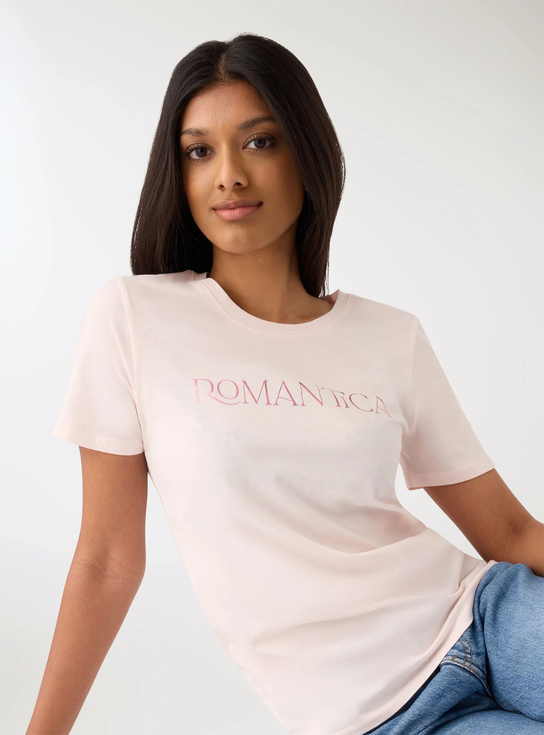 T-shirt con scritta laminata - Image 4