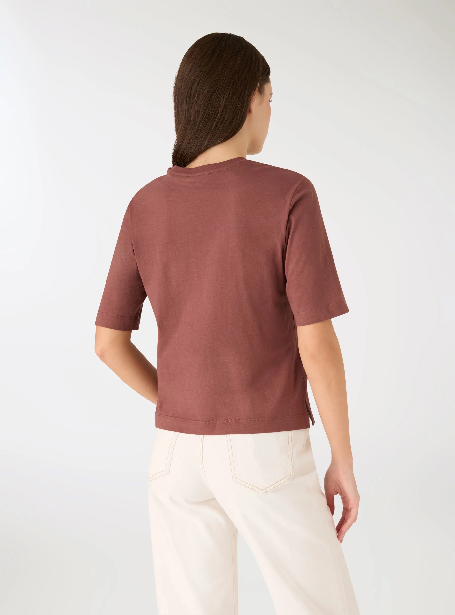 T-shirt con scritta ricamata - Image 2
