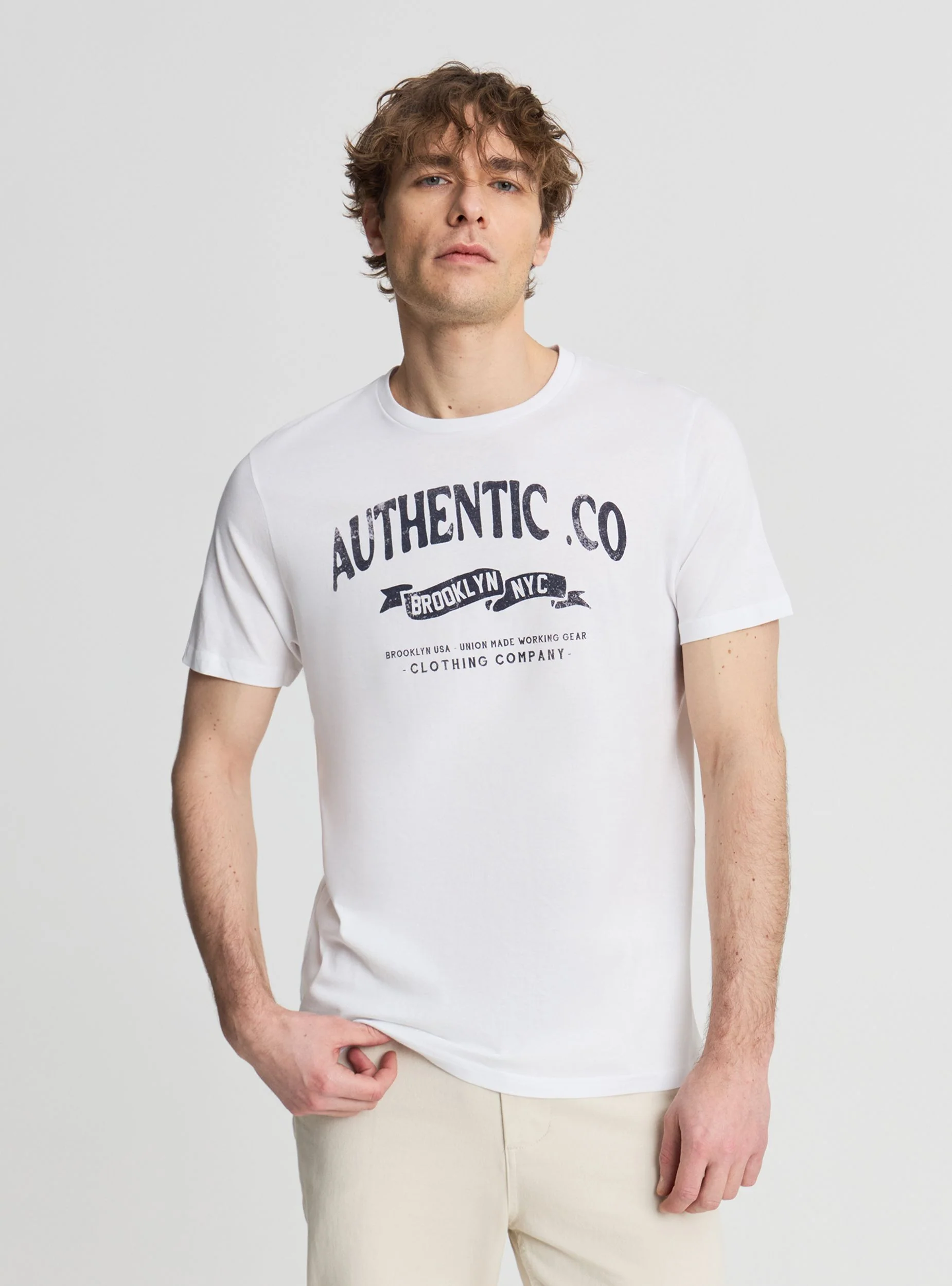 T-shirt con scritta - Image 2