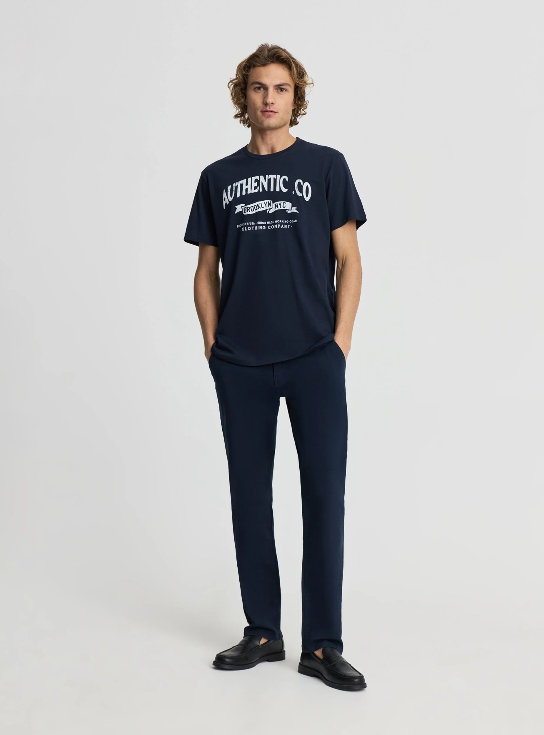 T-shirt con scritta - Image 2