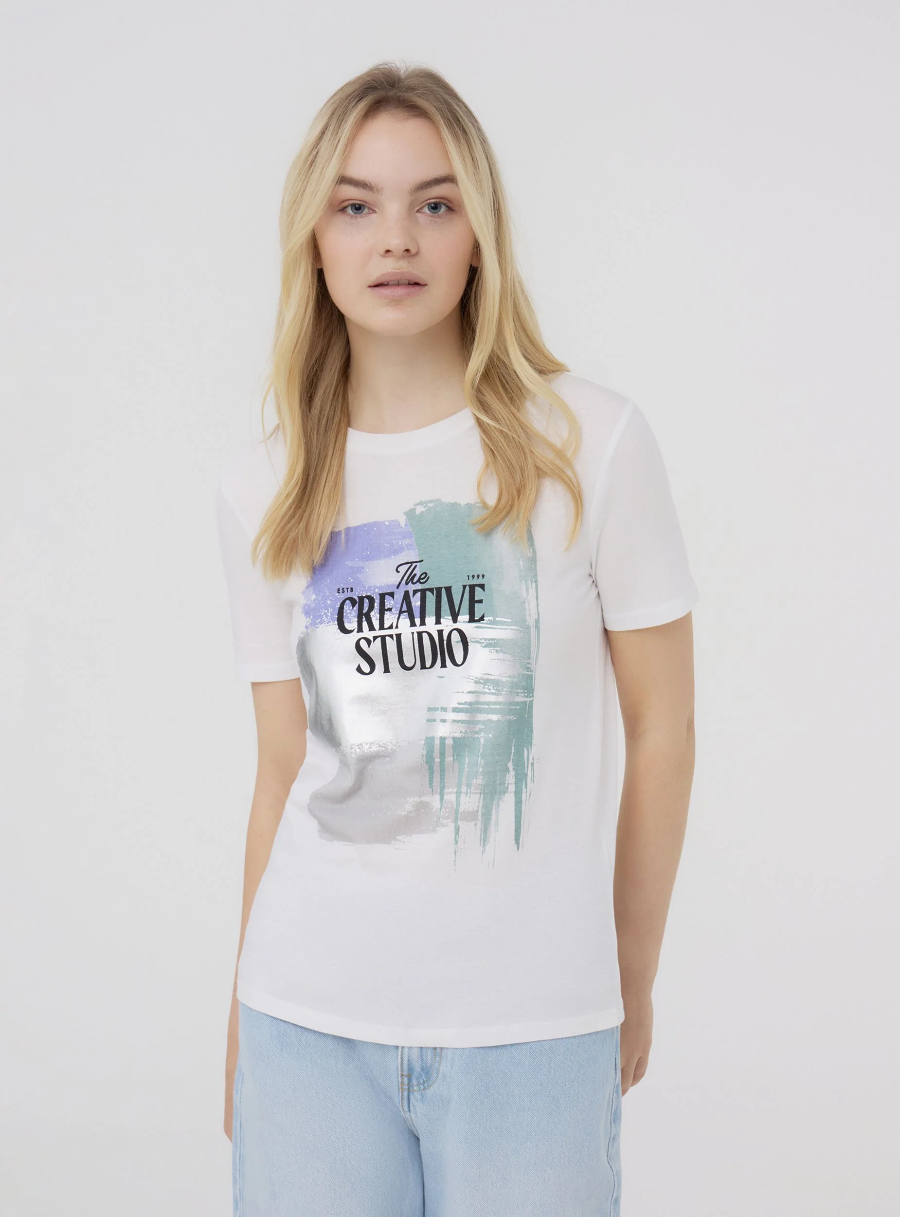 T-shirt con stampa a fantasia laminata - Image 2