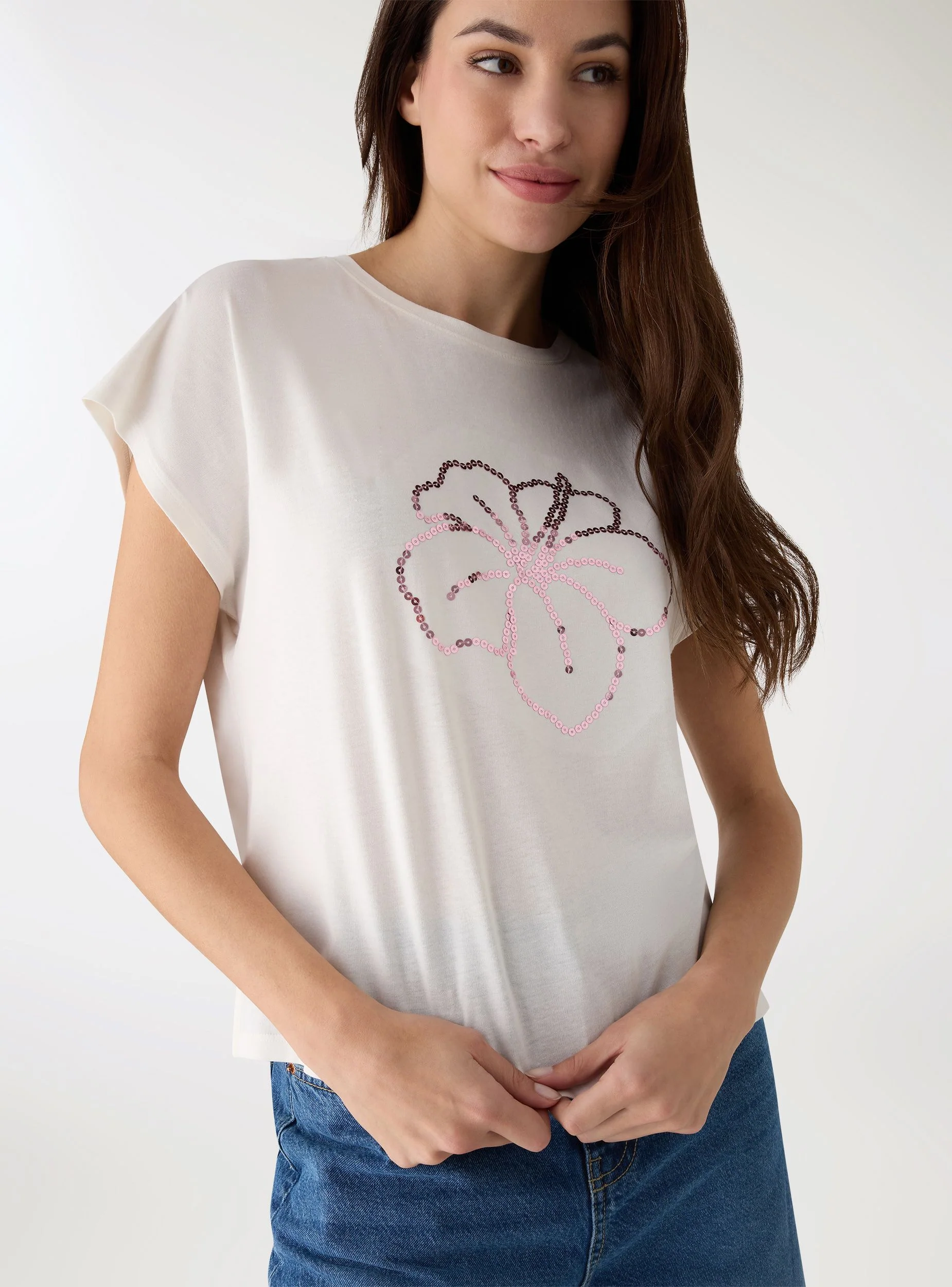 T-shirt con stampa fiori e paillettes