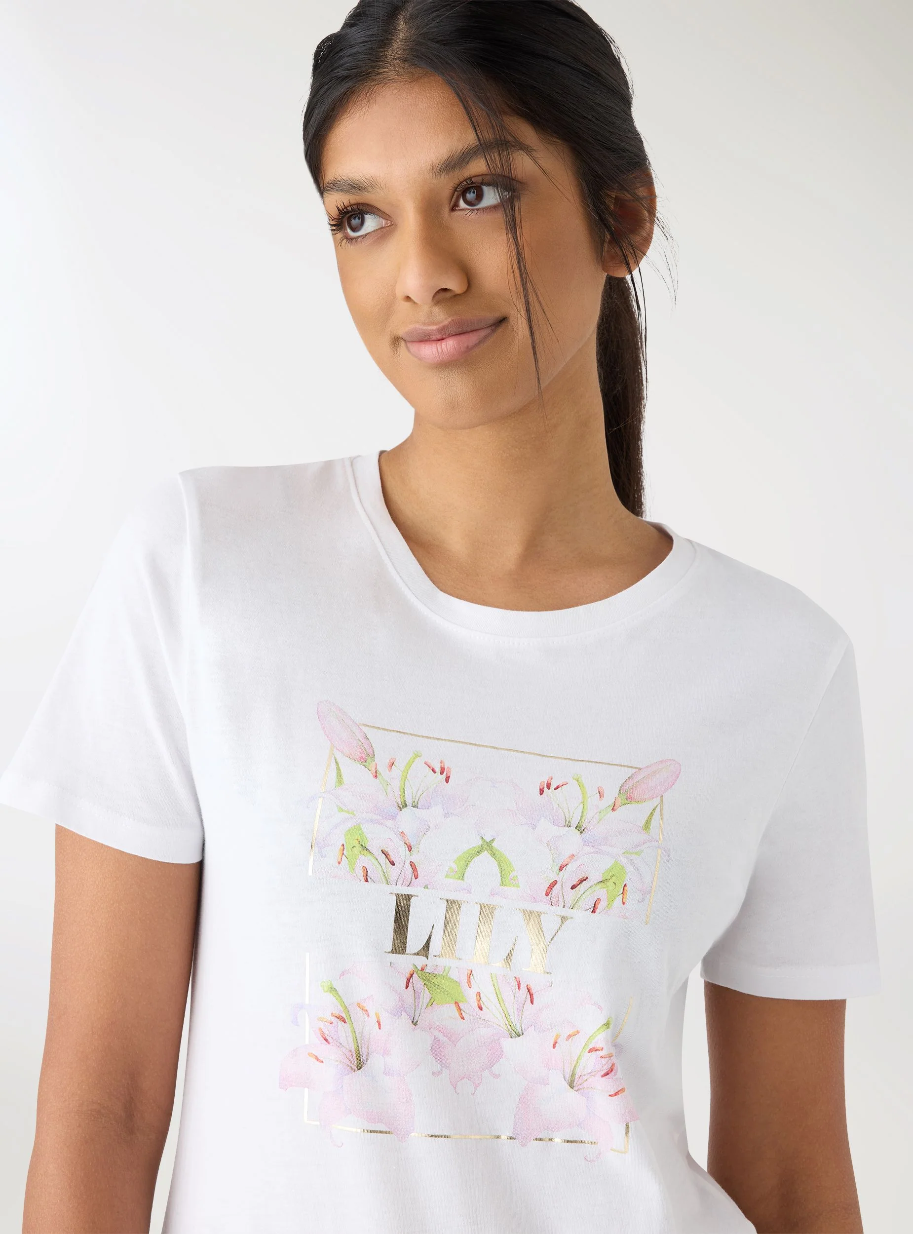 T-shirt con stampa fiori e scritta - Image 4