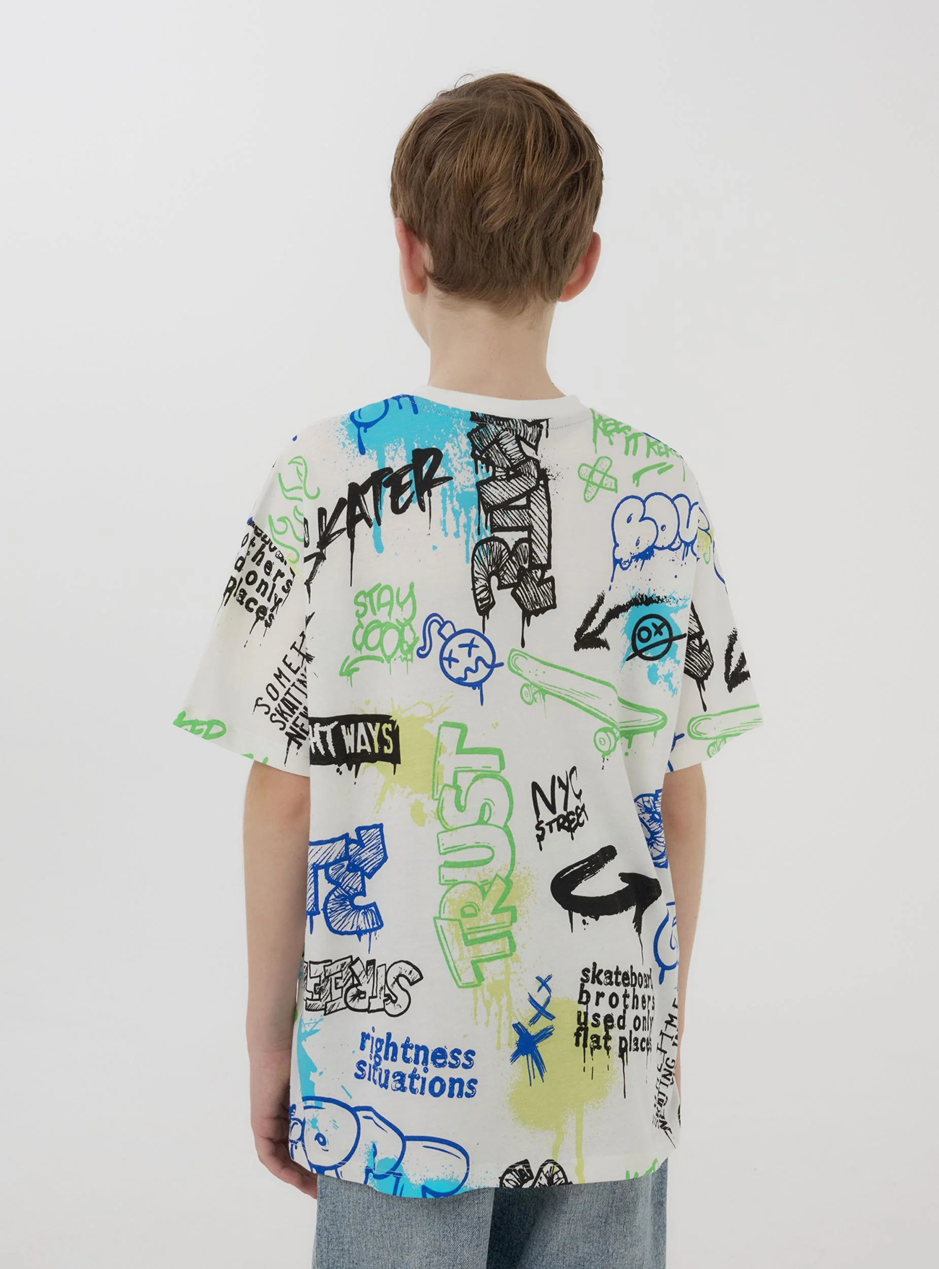 T-shirt con stampa graffiti all-over - Image 2