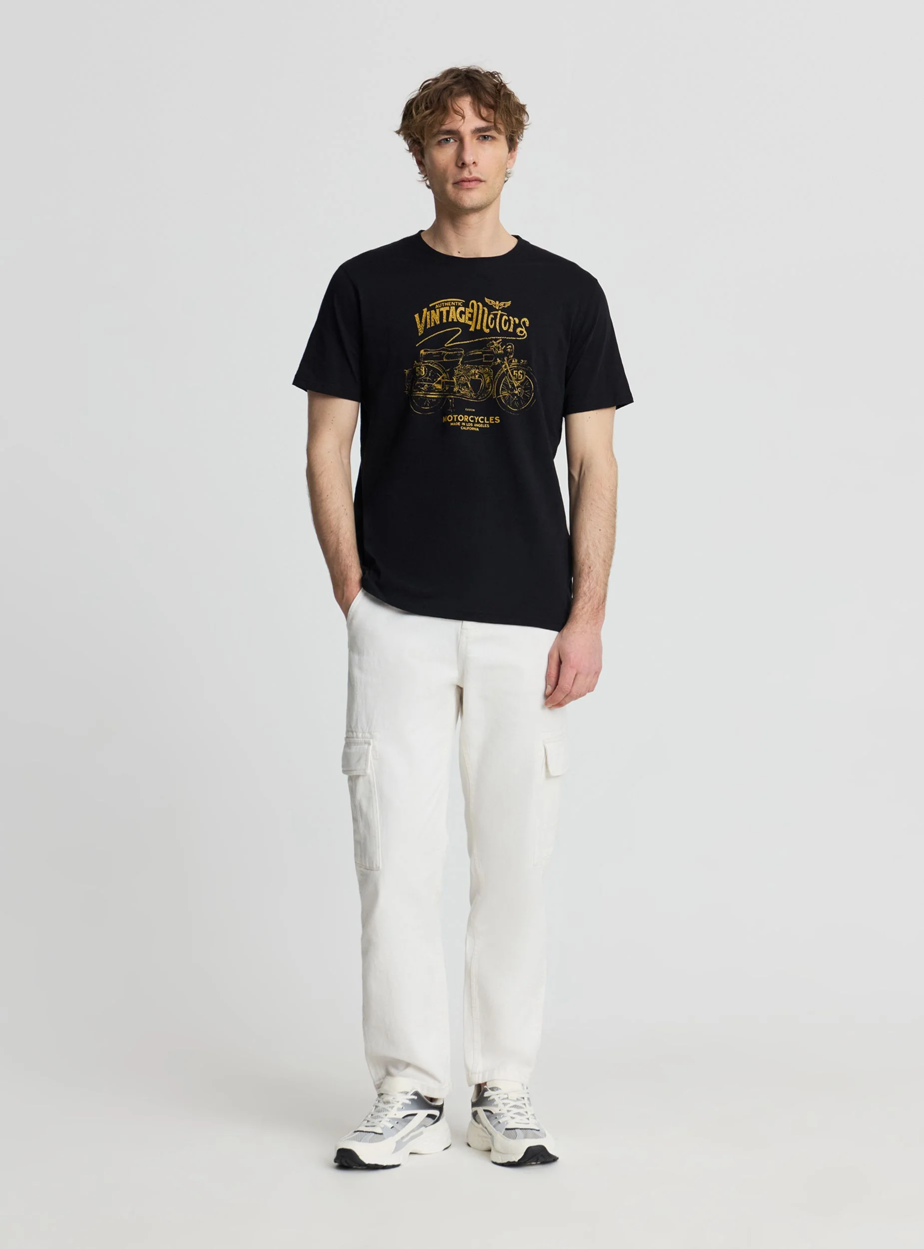 T-shirt con stampa moto vintage