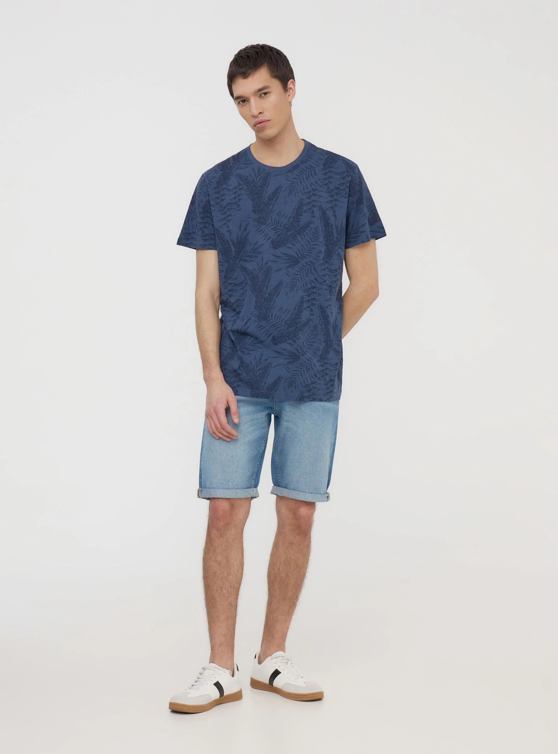 T-shirt con stampa palme all-over - Image 2