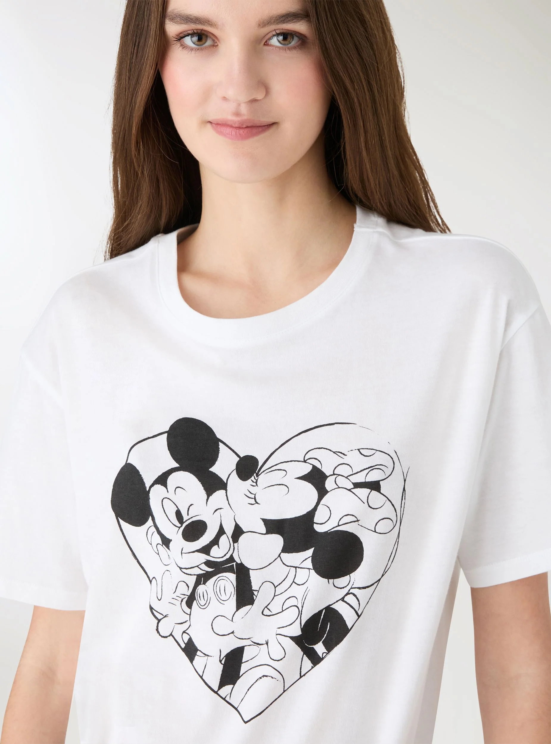 T-shirt con stampa personaggi Disney® - Image 2