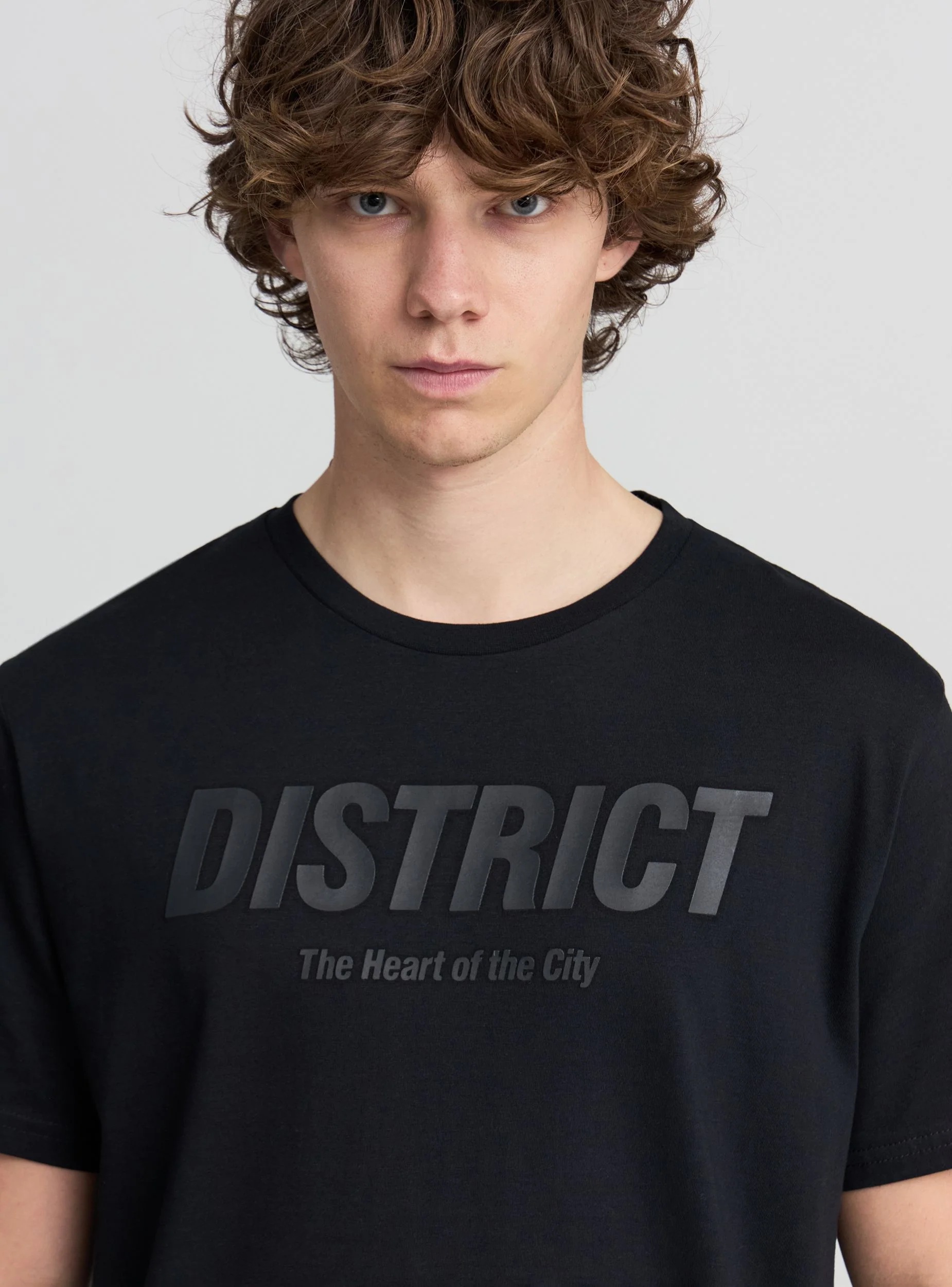 T-shirt con stampa scritta - Image 8