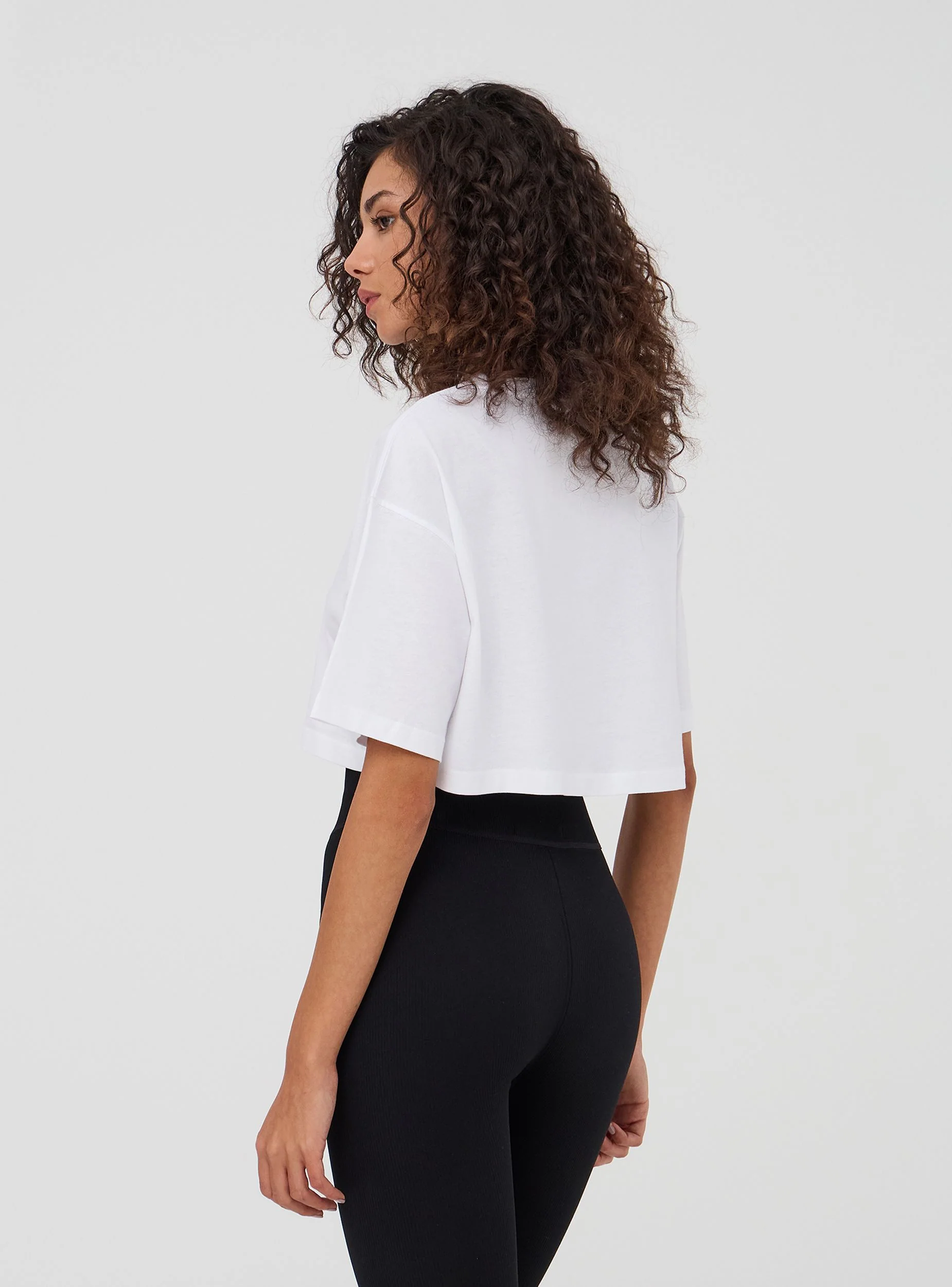 T-shirt crop a tinta unita - Image 2