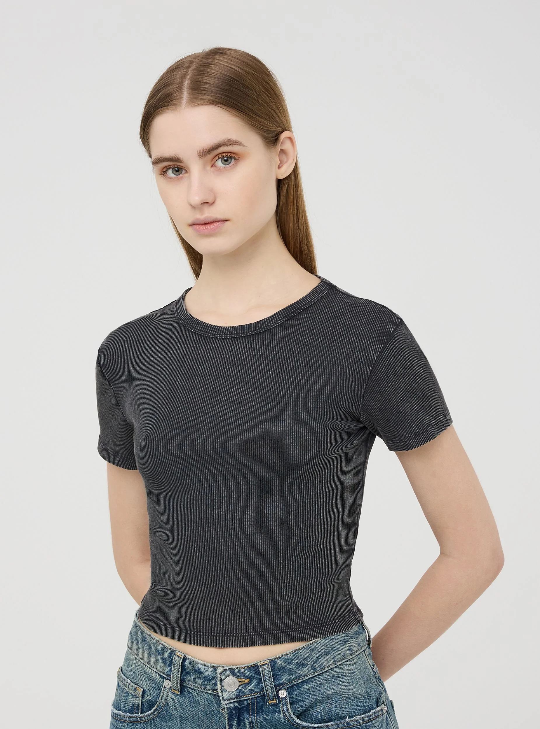 T-shirt crop aderente garment-dyed - Image 3