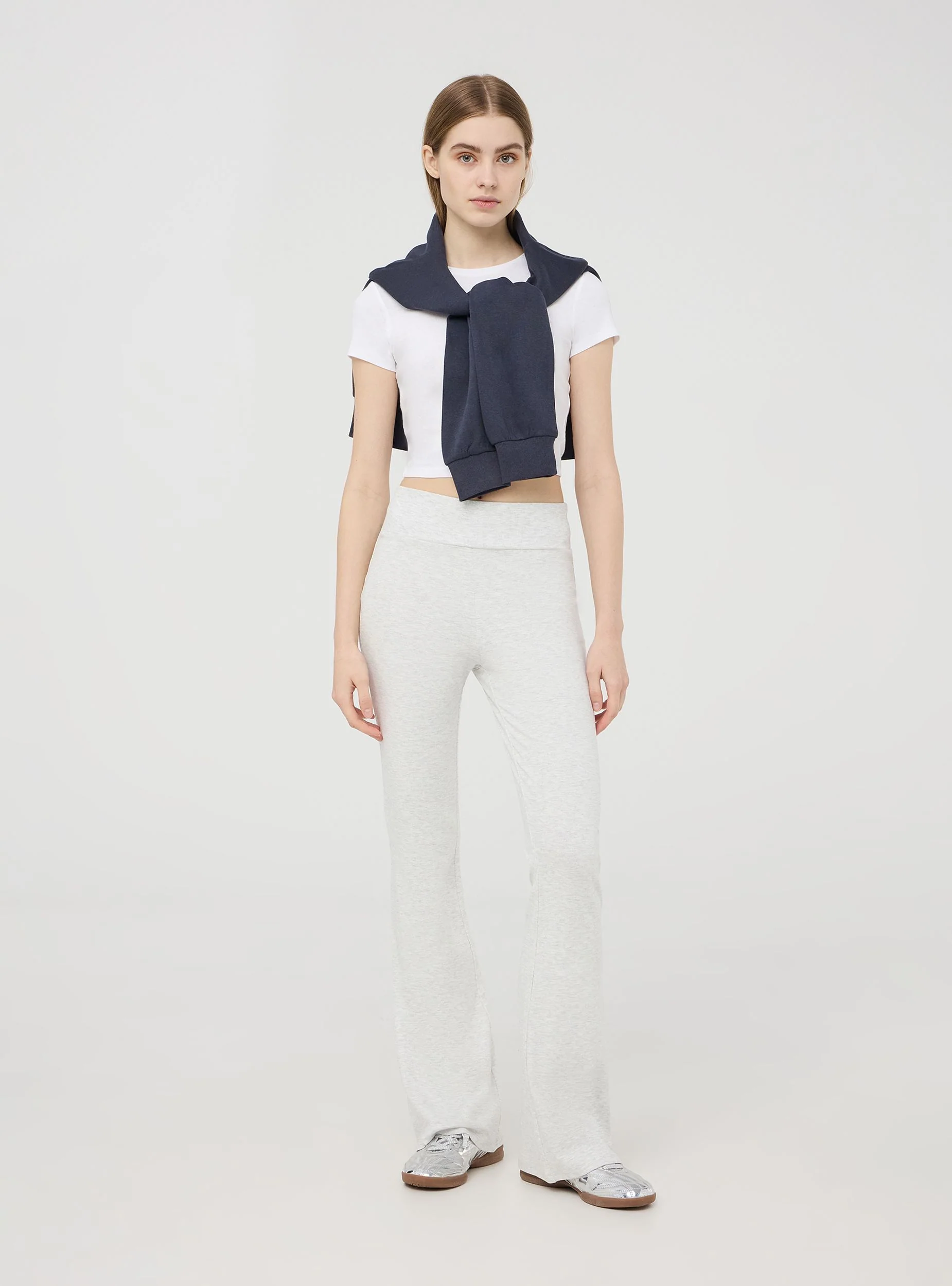 T-shirt crop aderente tinta unita - Image 2