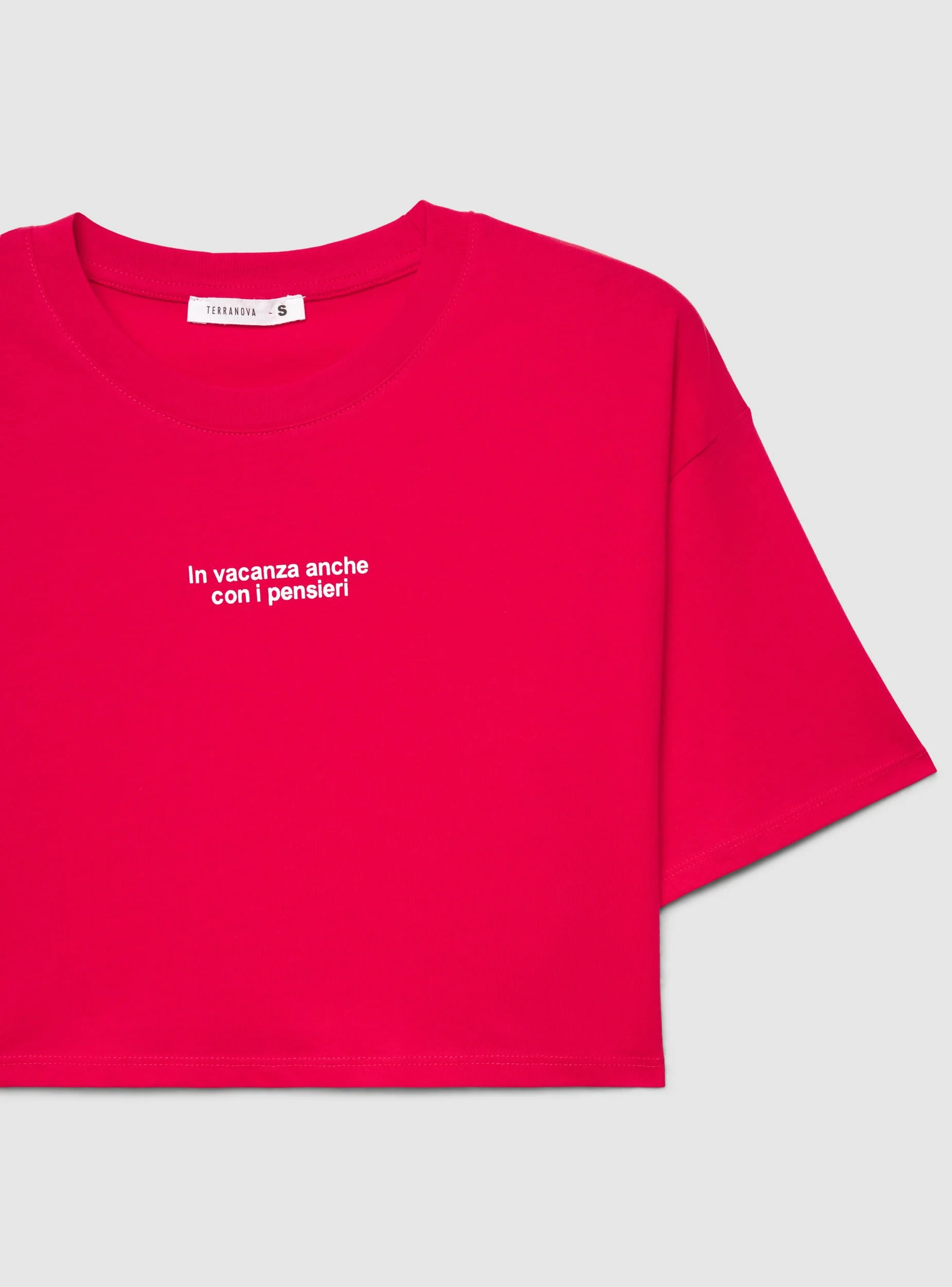 T-shirt crop ampia con scritta - Image 7