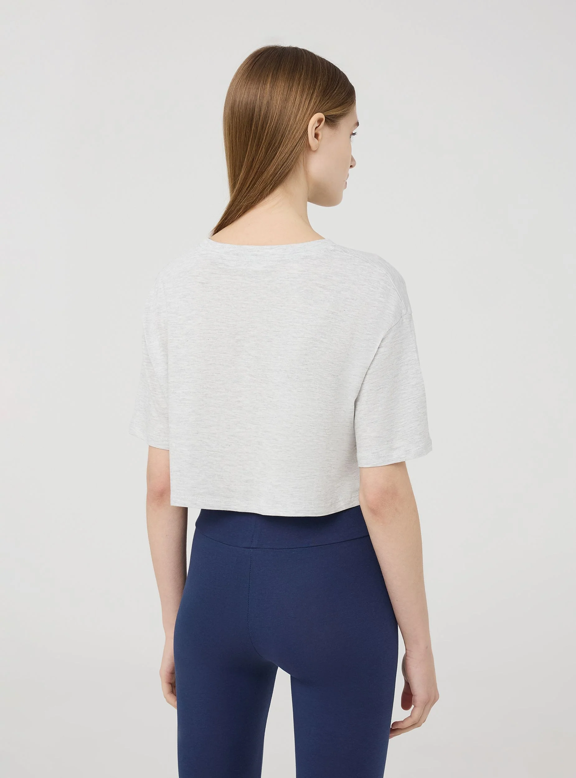 T-shirt crop ampia con stampa college - Image 3