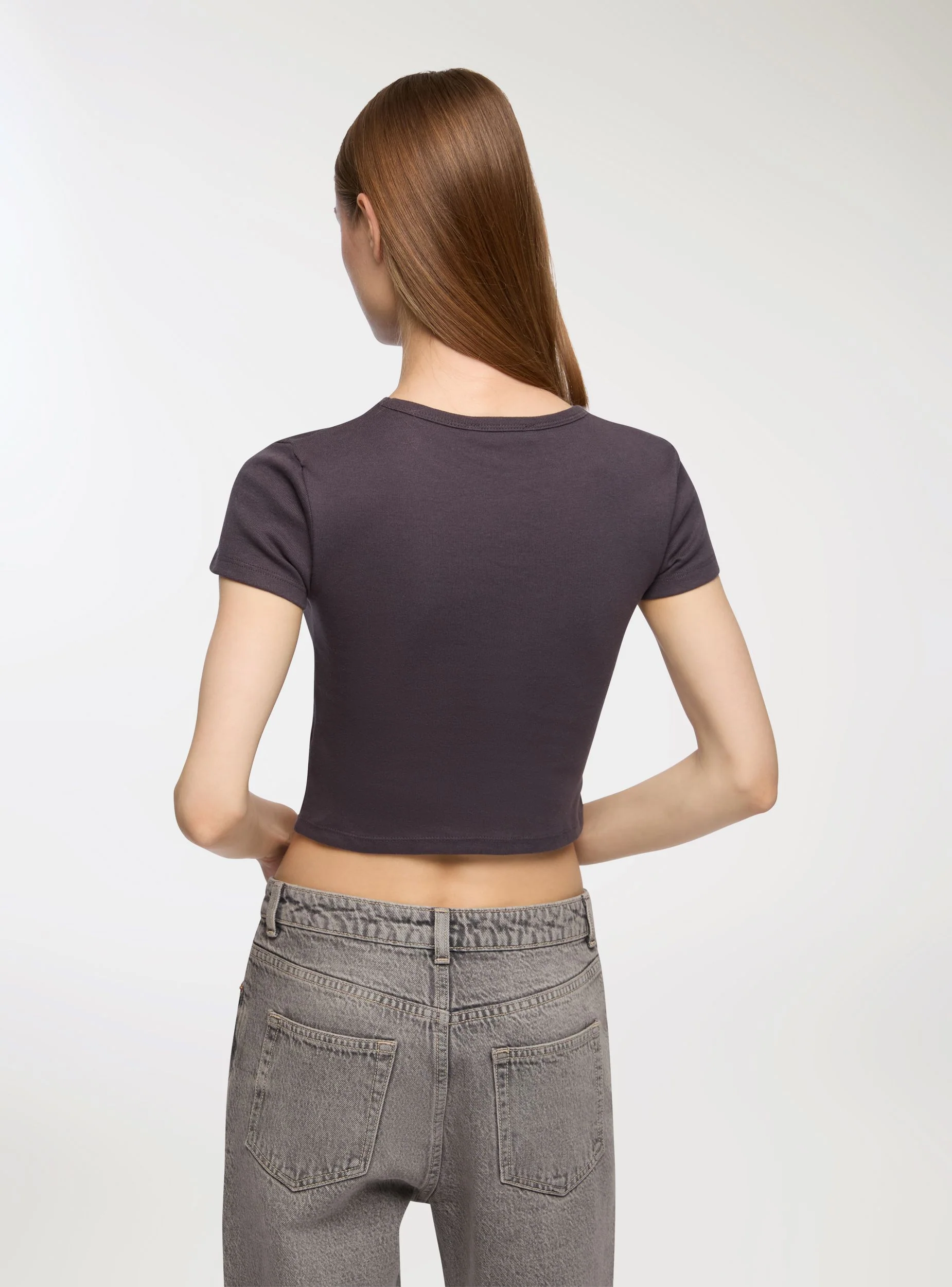 T-shirt crop con astri e strass - Image 3
