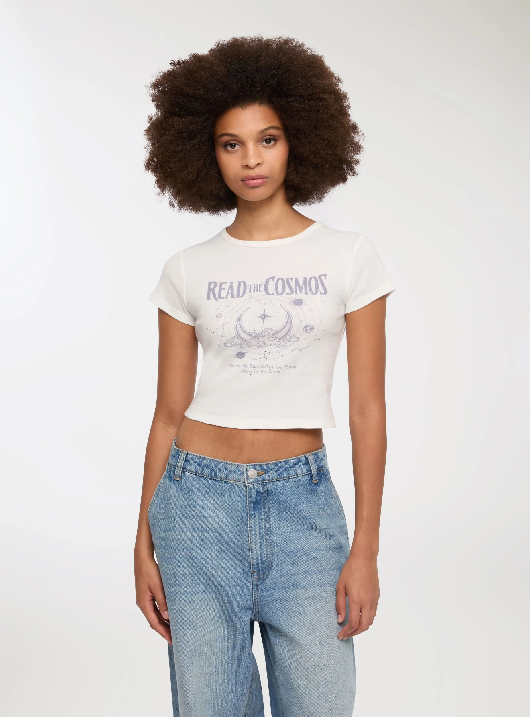 T-shirt crop con astri e strass - Image 2