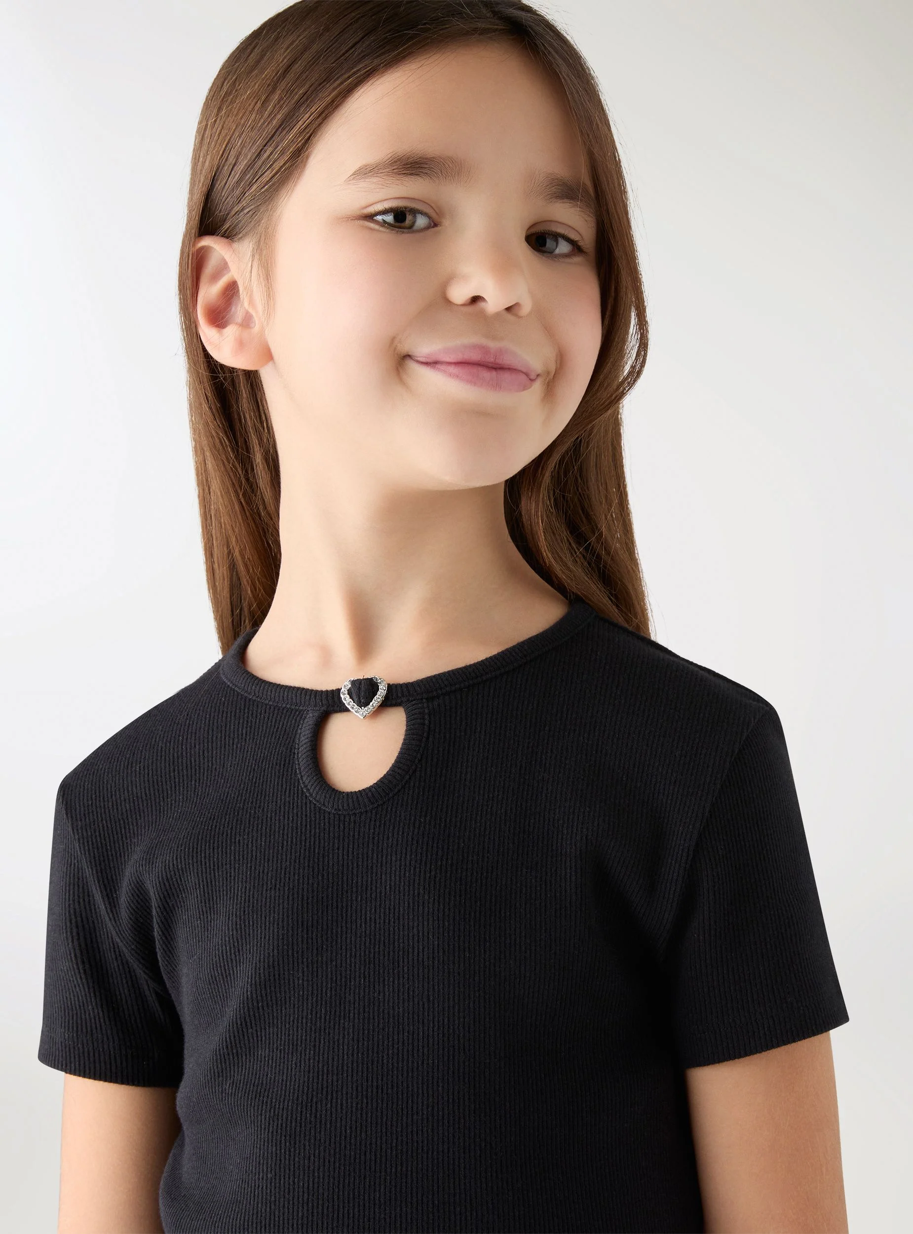 T-shirt crop con cuore - Image 7