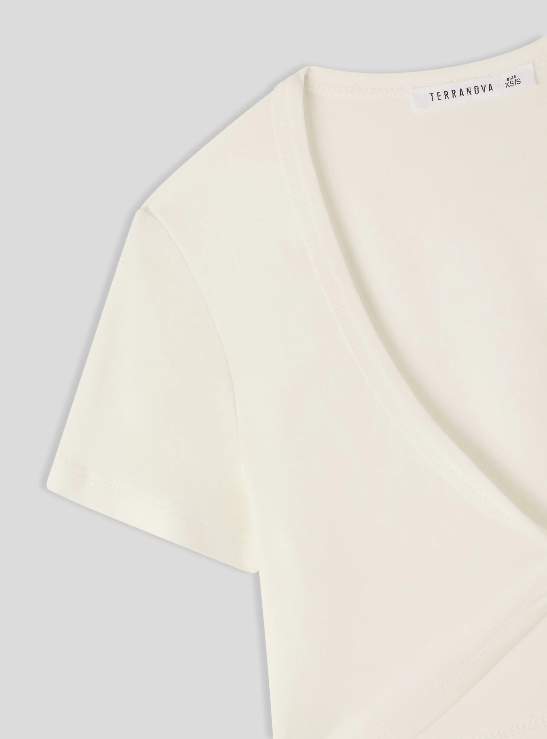 T-shirt crop con incrocio - Image 5